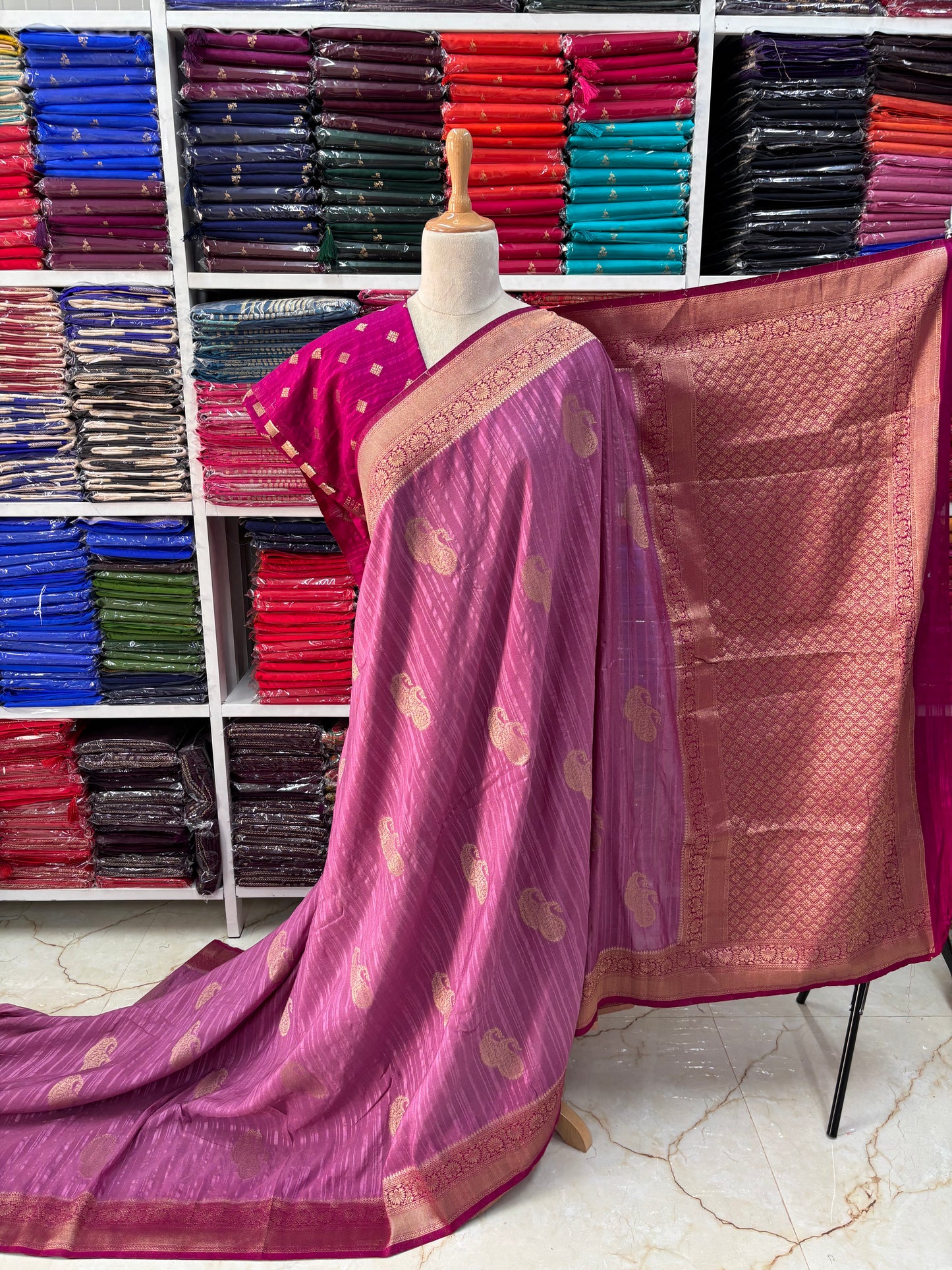 Embossed Georgette (Double Mango Motifs)