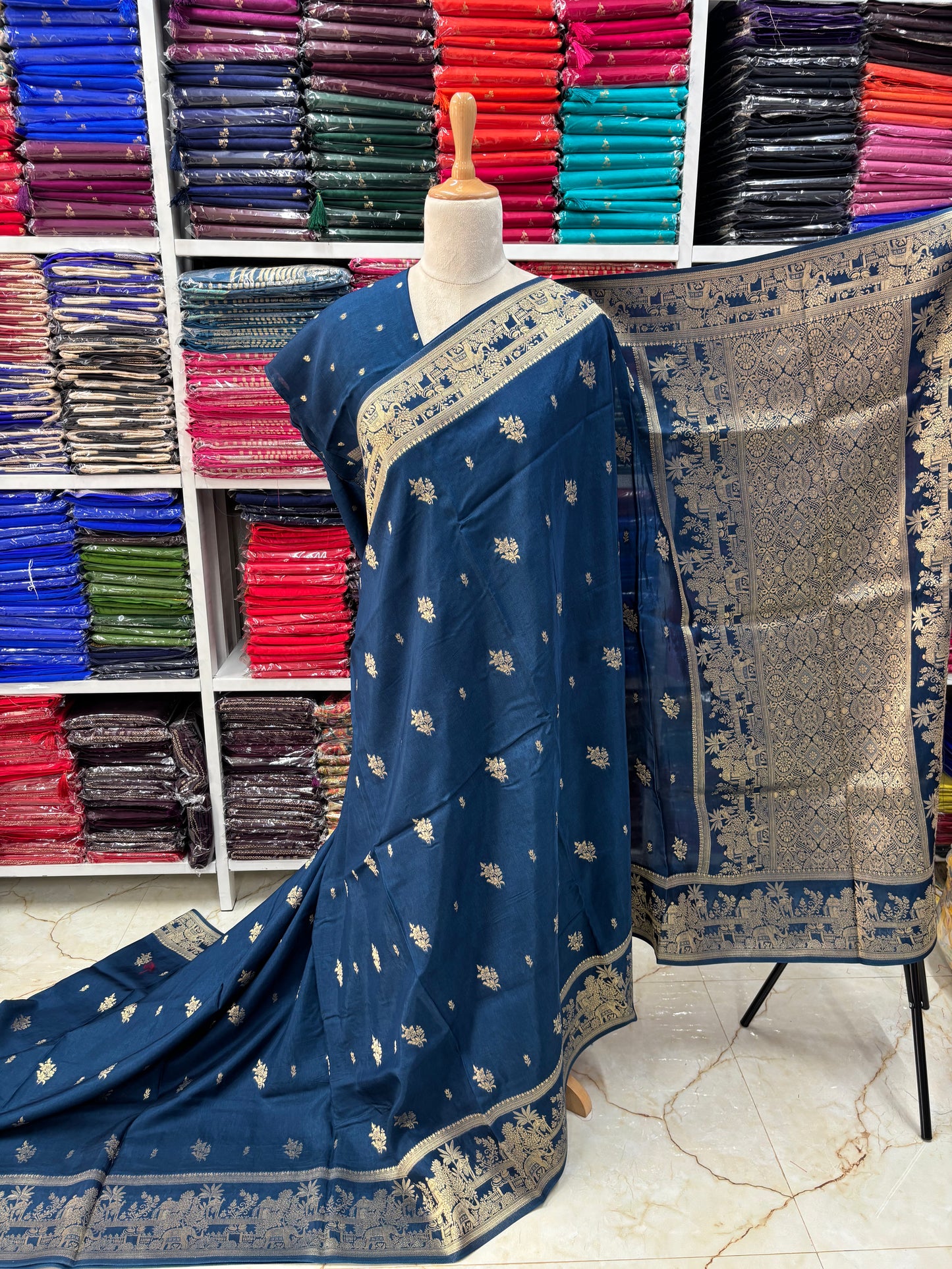 Banarasi Viscose Saree (Floral Motifs, Elephant Border)