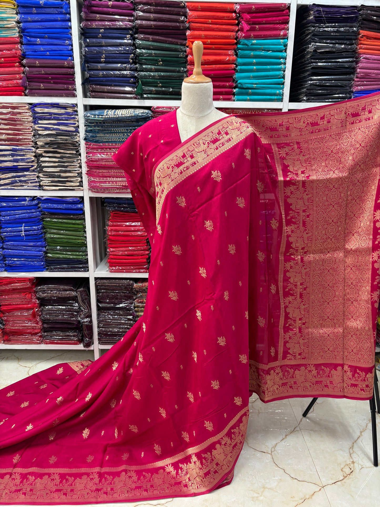 Banarasi Viscose Saree (Floral Motifs, Elephant Border)