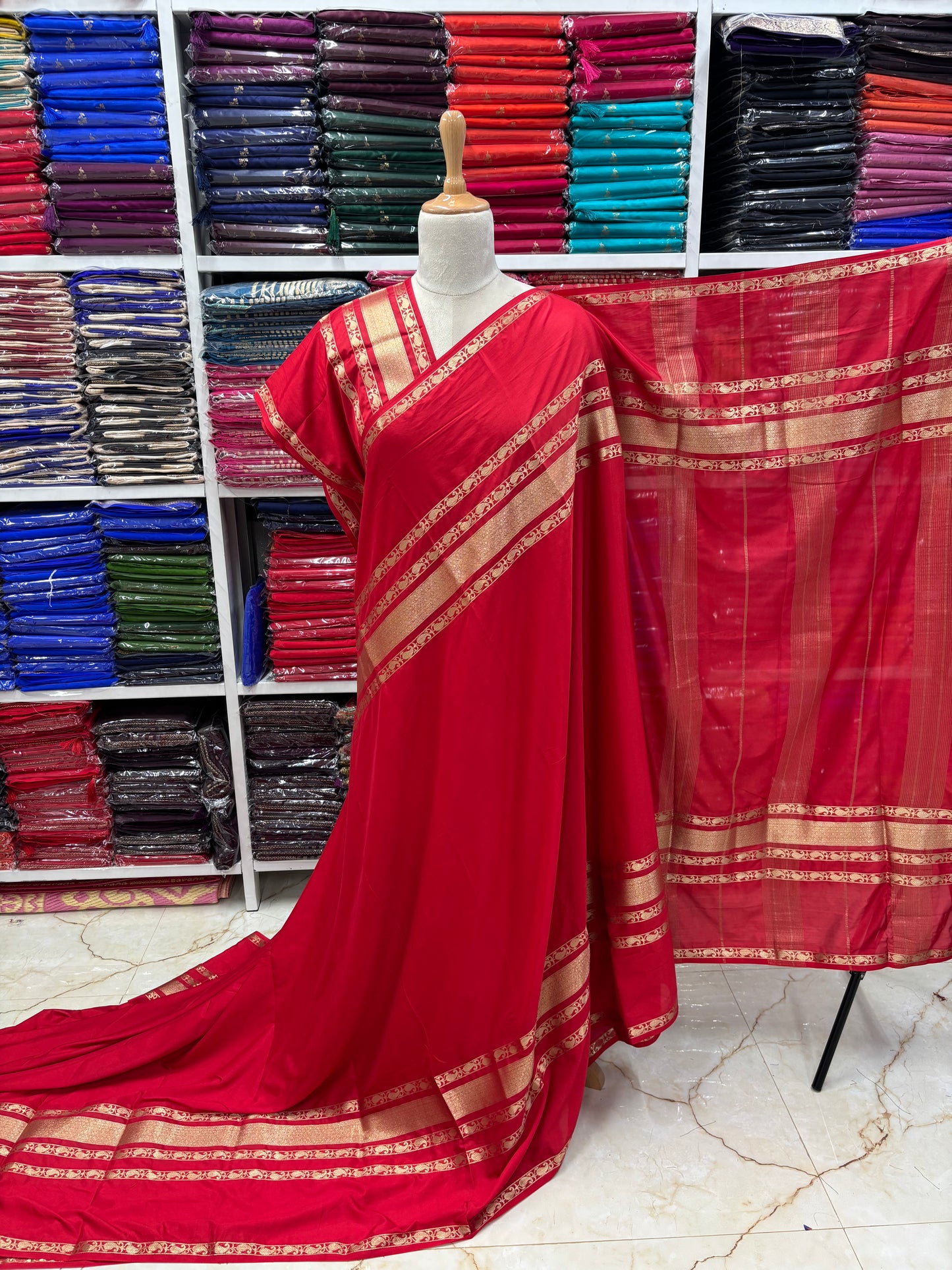 Semi Mysore Crepe (Mango Design 4 Lines Border)