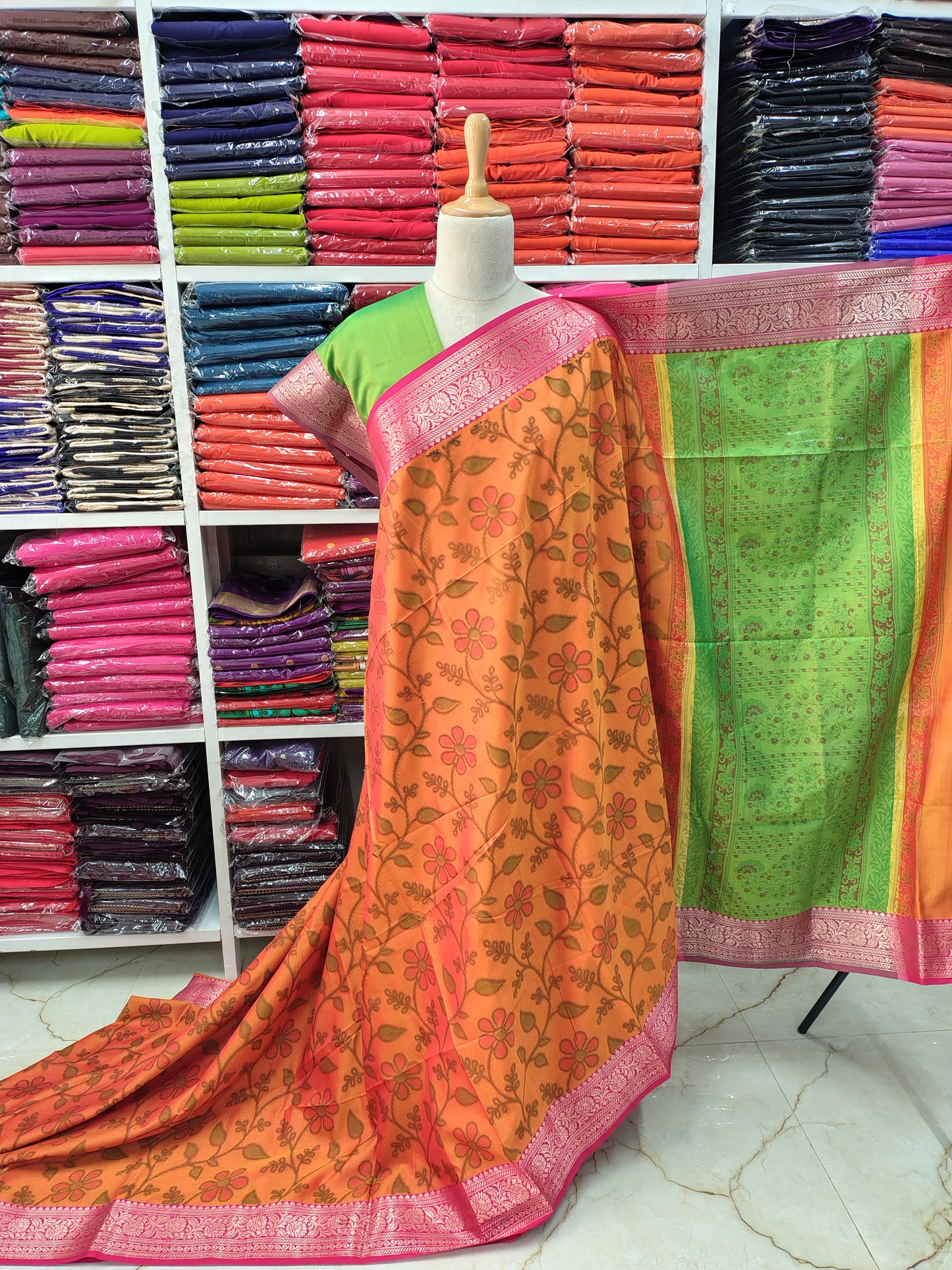 Semi Patola Saree (Floral Body)