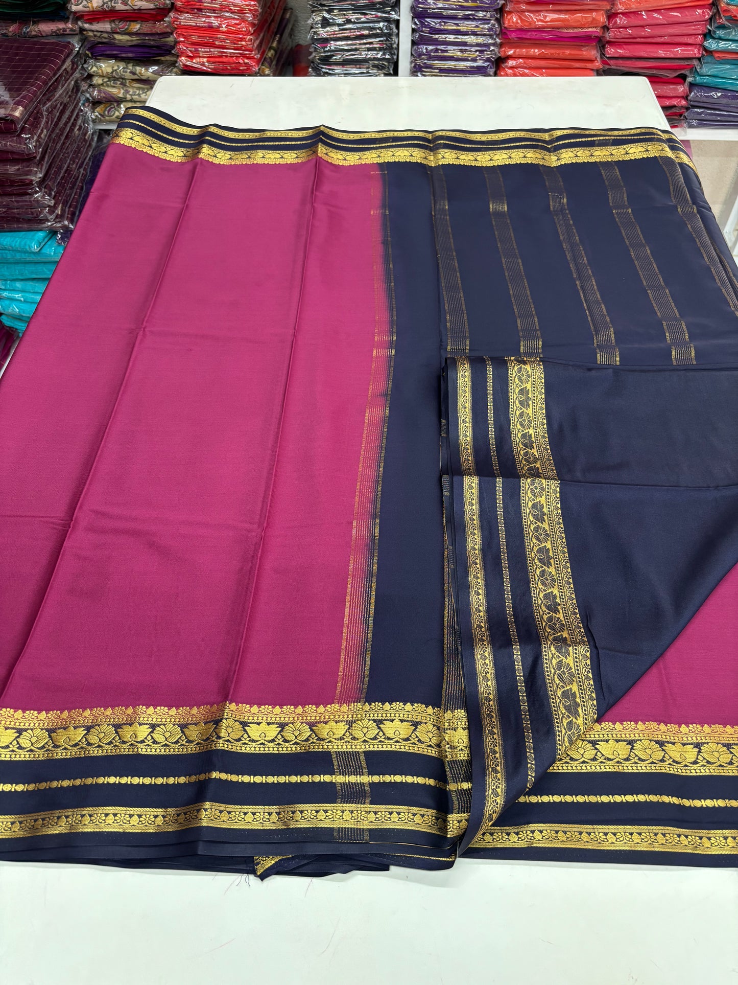 Semi Mysore Crepe (Lotus Medium Bentex Border)