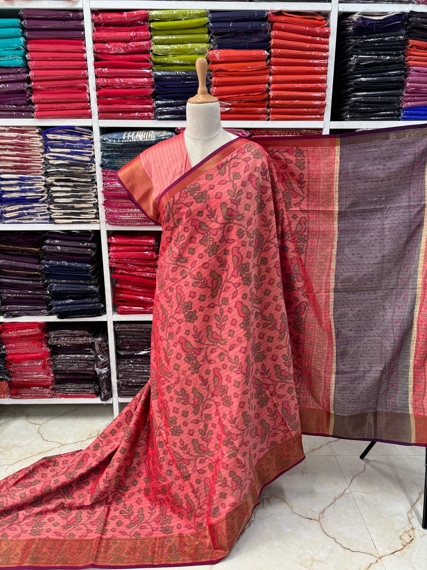 Semi Patola Saree (Pochampally Ikkat Design)