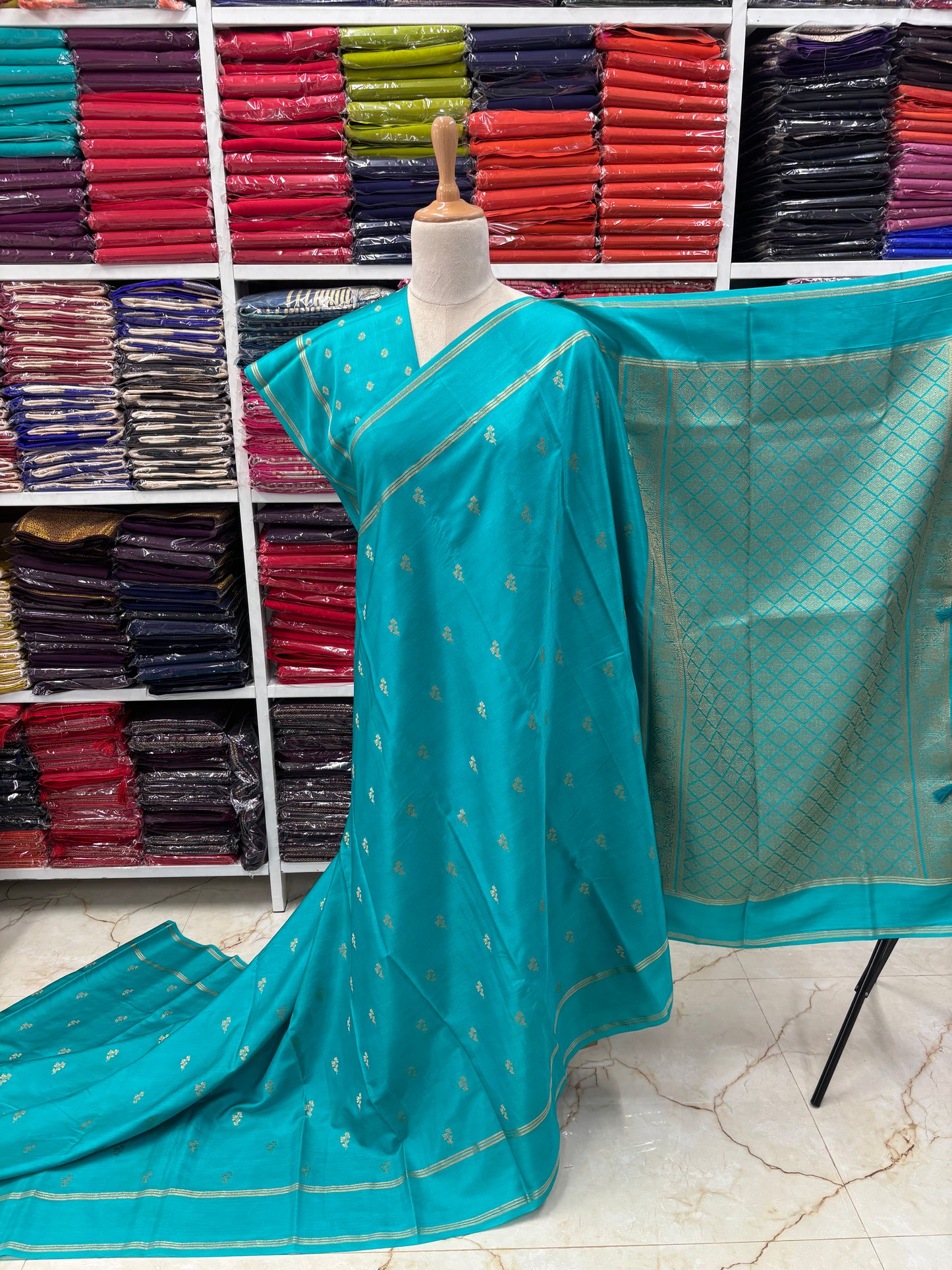 Soft Silk Satin Feel (Small Floral Motifs)