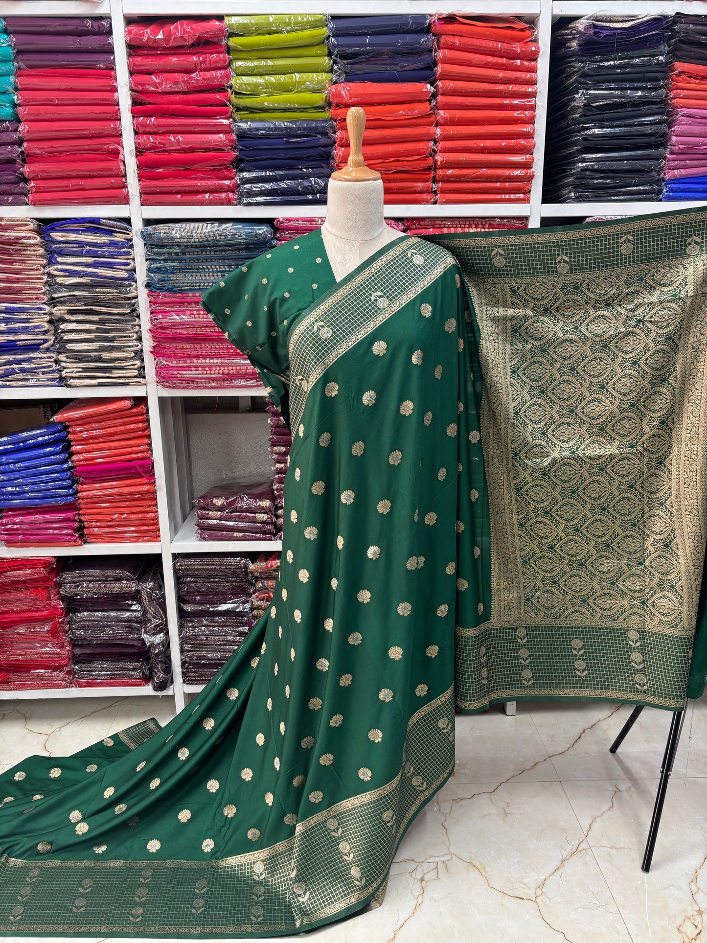 Banarasi Crepe (Floral Motifs and Checks Border)