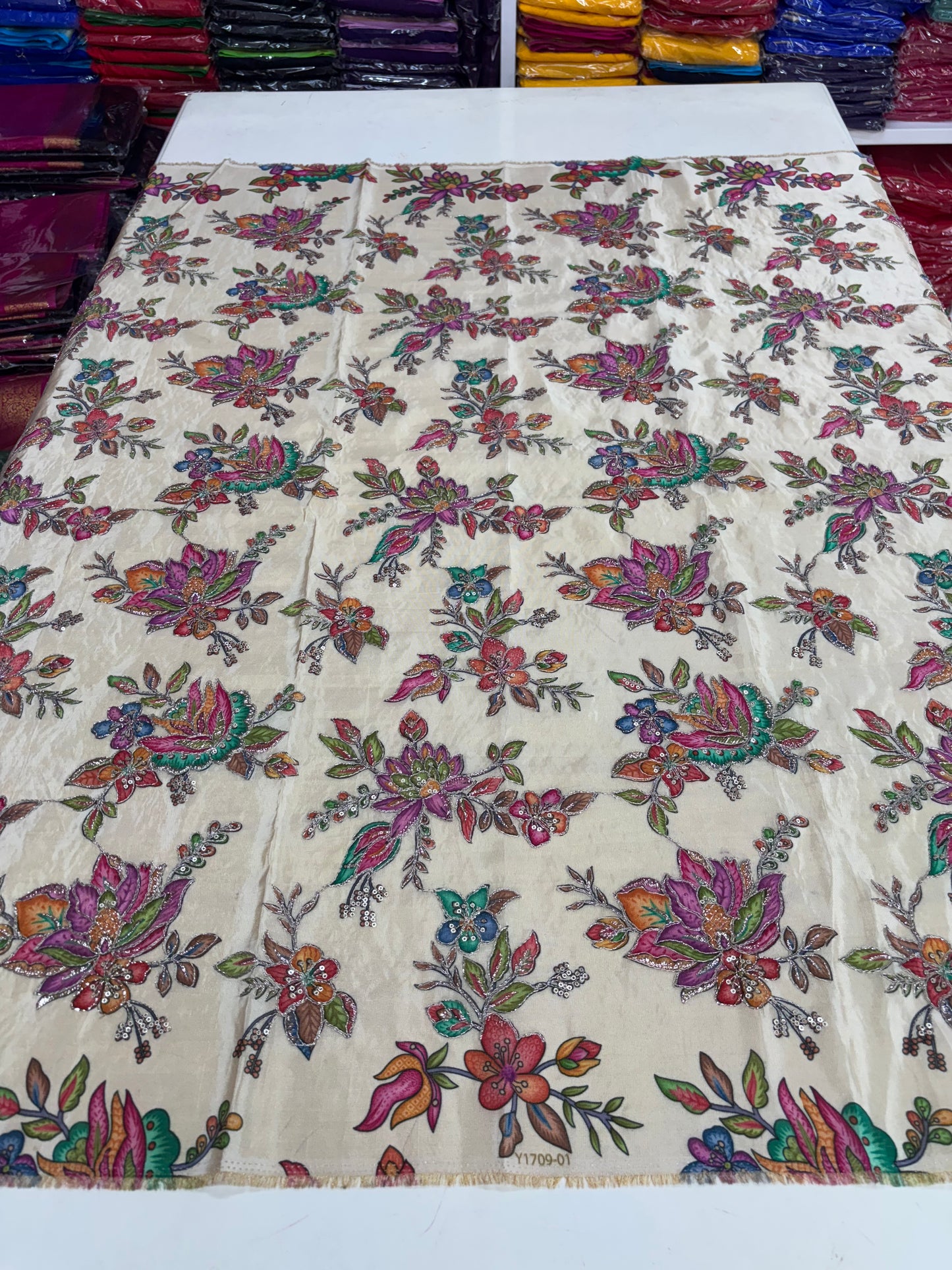 Kalamkari Blouse Fabric (HSSB2, Floral Print with Heavy Positioning Work)