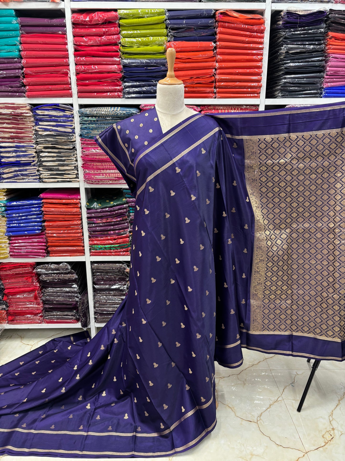 Soft Silk Satin Feel (Small Jumka Motifs)