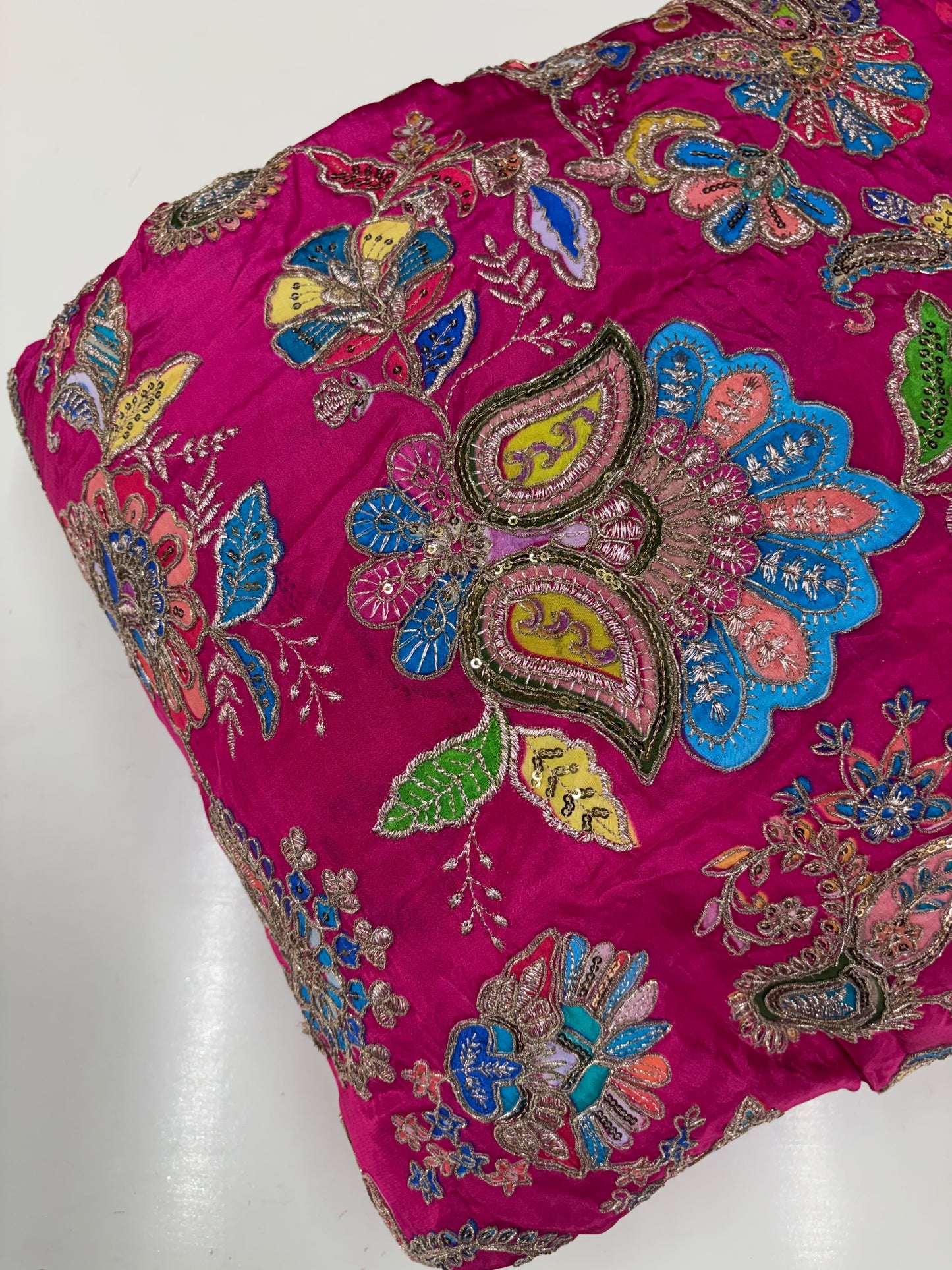 Kalamkari Blouse Fabric (HSSB16, Heavy Floral Print with Positioning Work)
