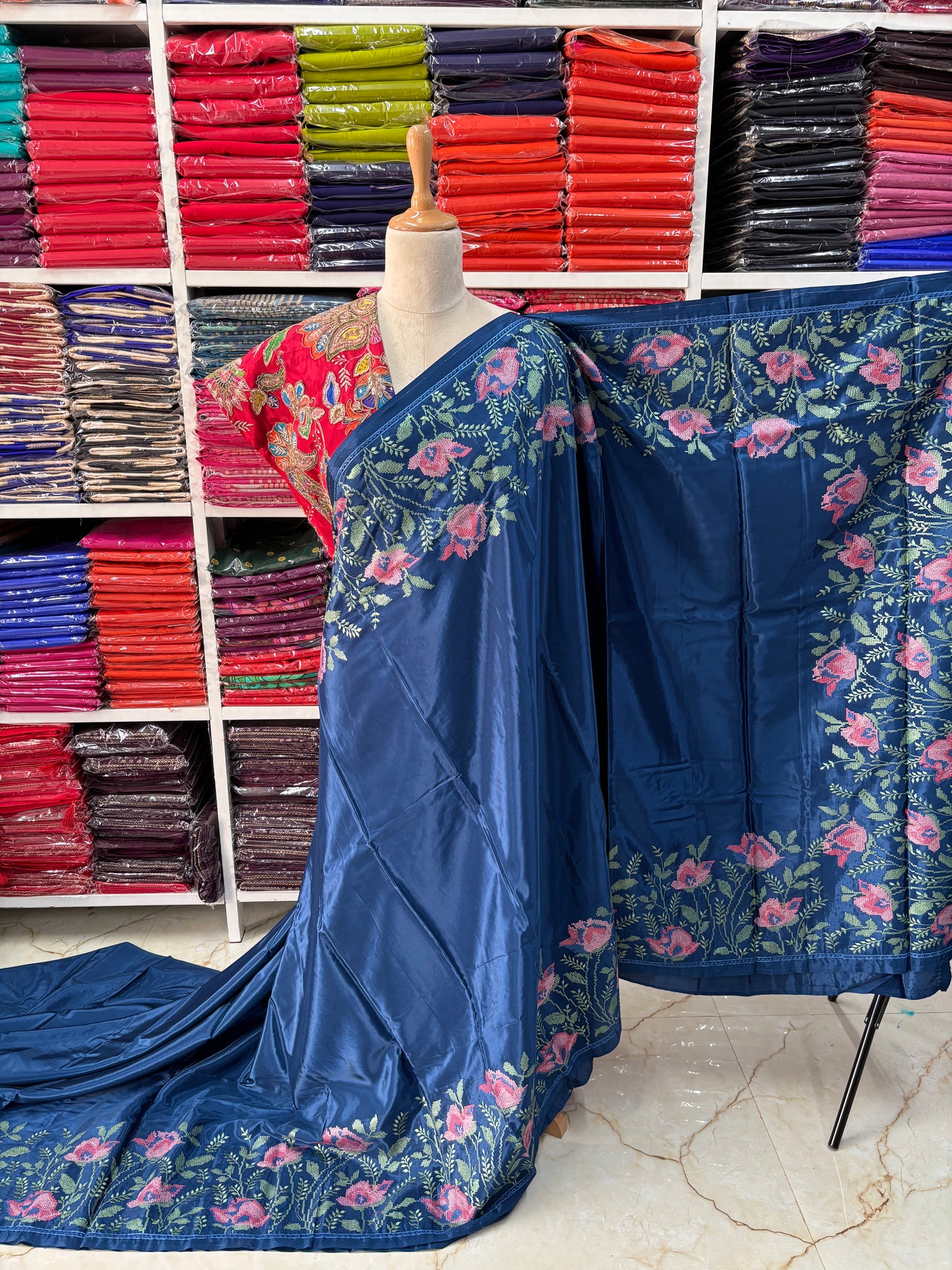 Natural Crepe Saree (Floral Embroidery)