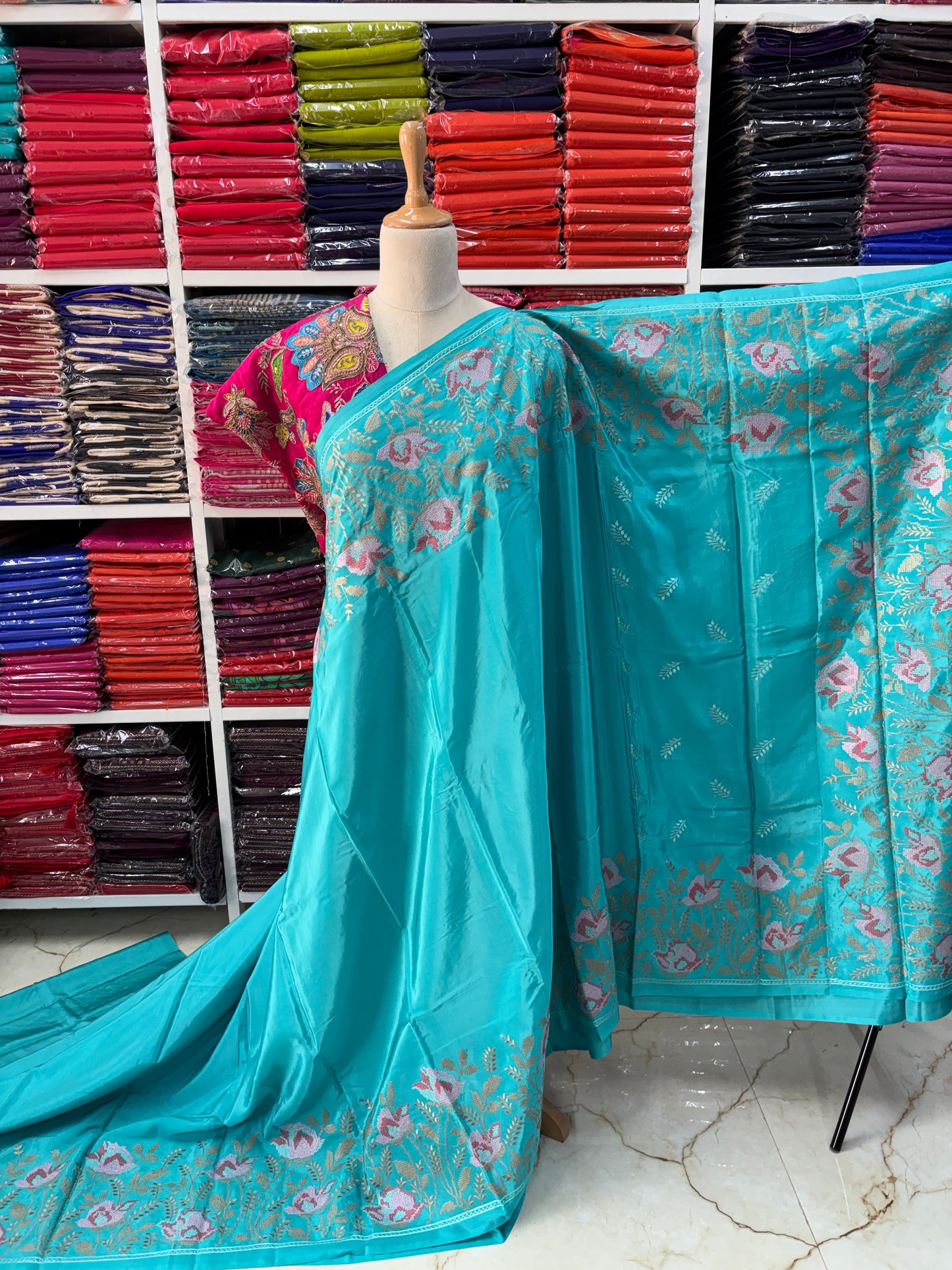 Natural Crepe Saree (Floral Embroidery)