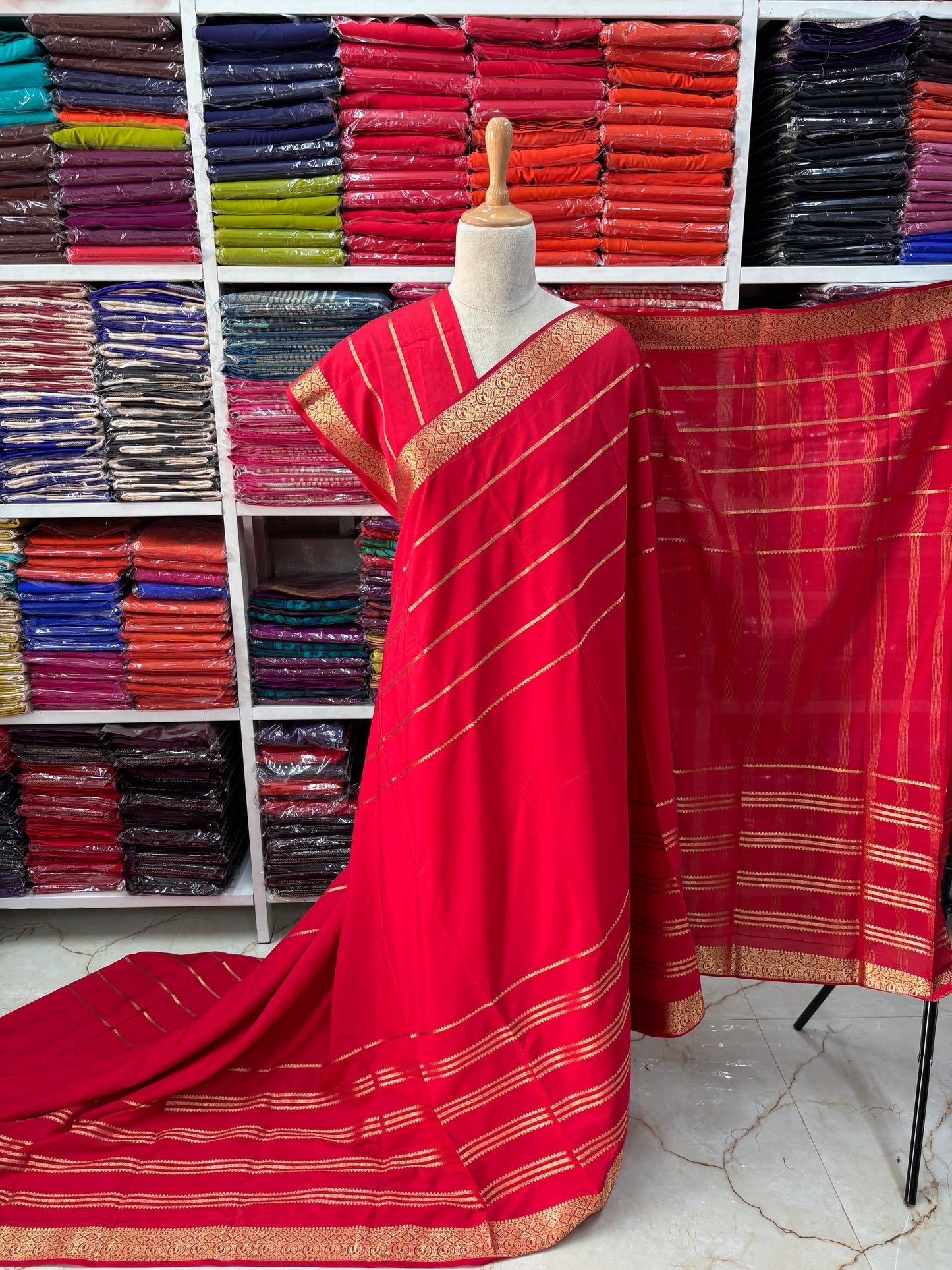 Semi Mysore Crepe (Self, 2D Horizontal Lines)