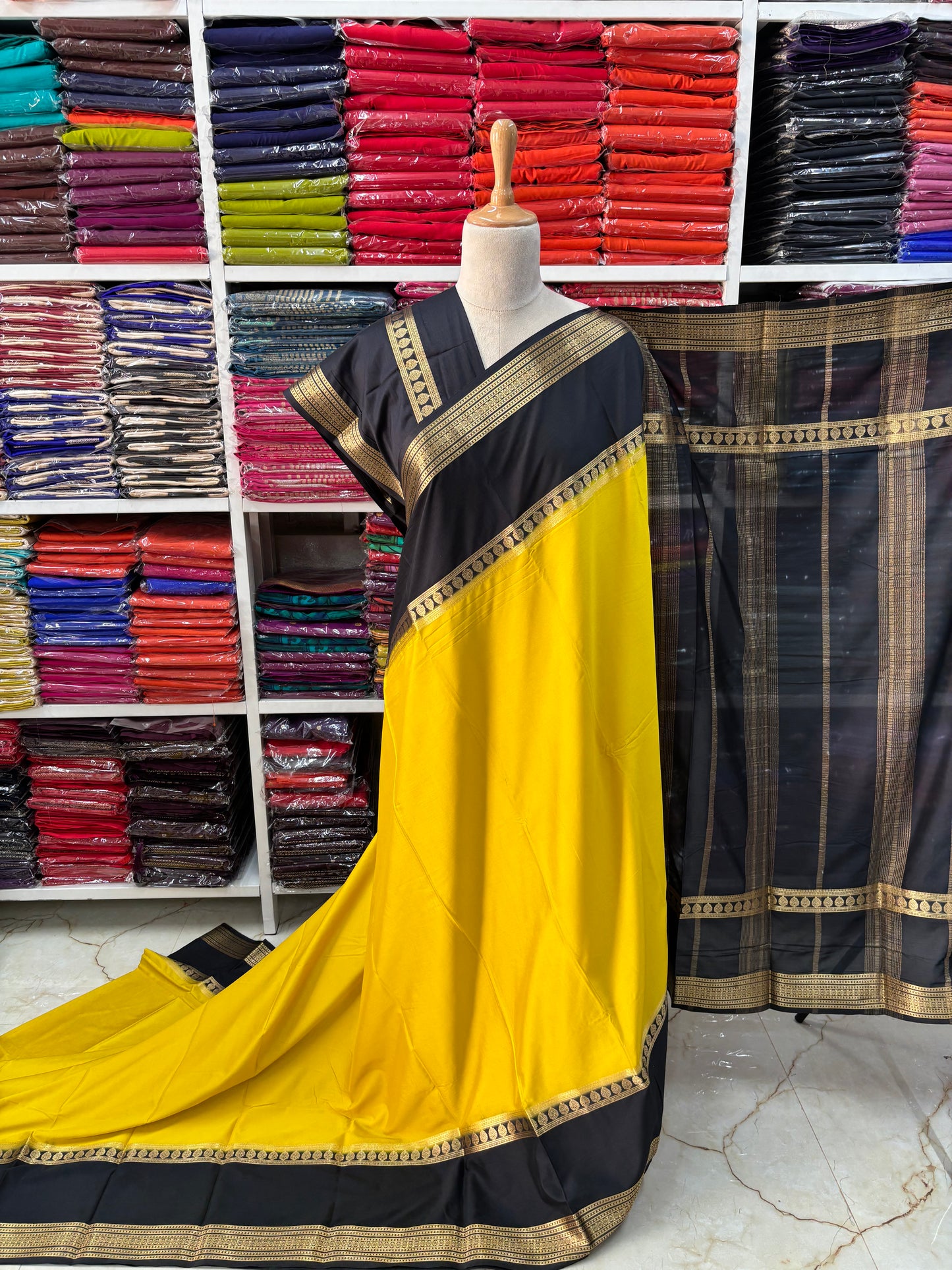 Semi Mysore Crepe (2D, Big Bentex Border)