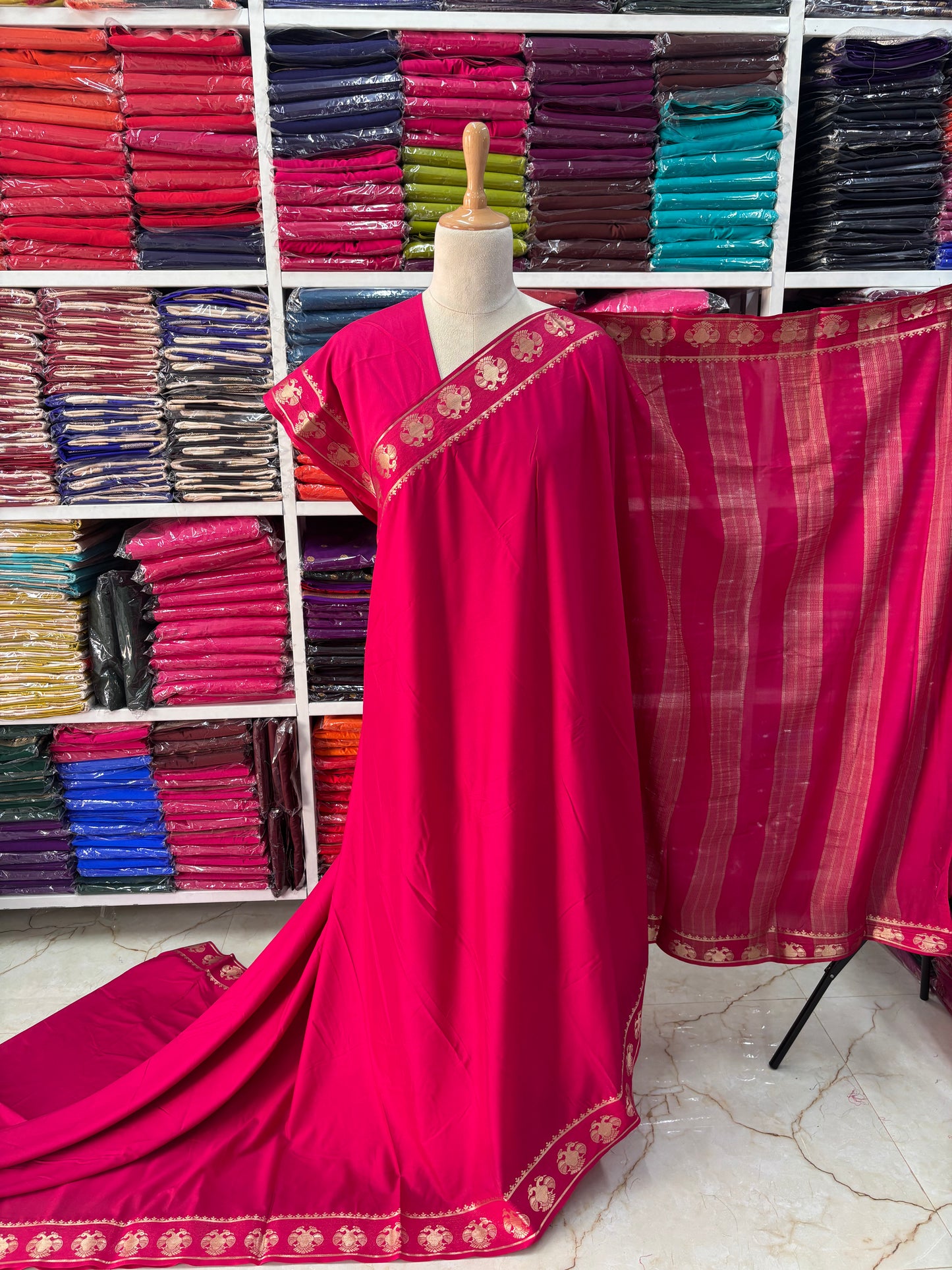 Semi Mysore Crepe (Medium, Gandabherunda Border)