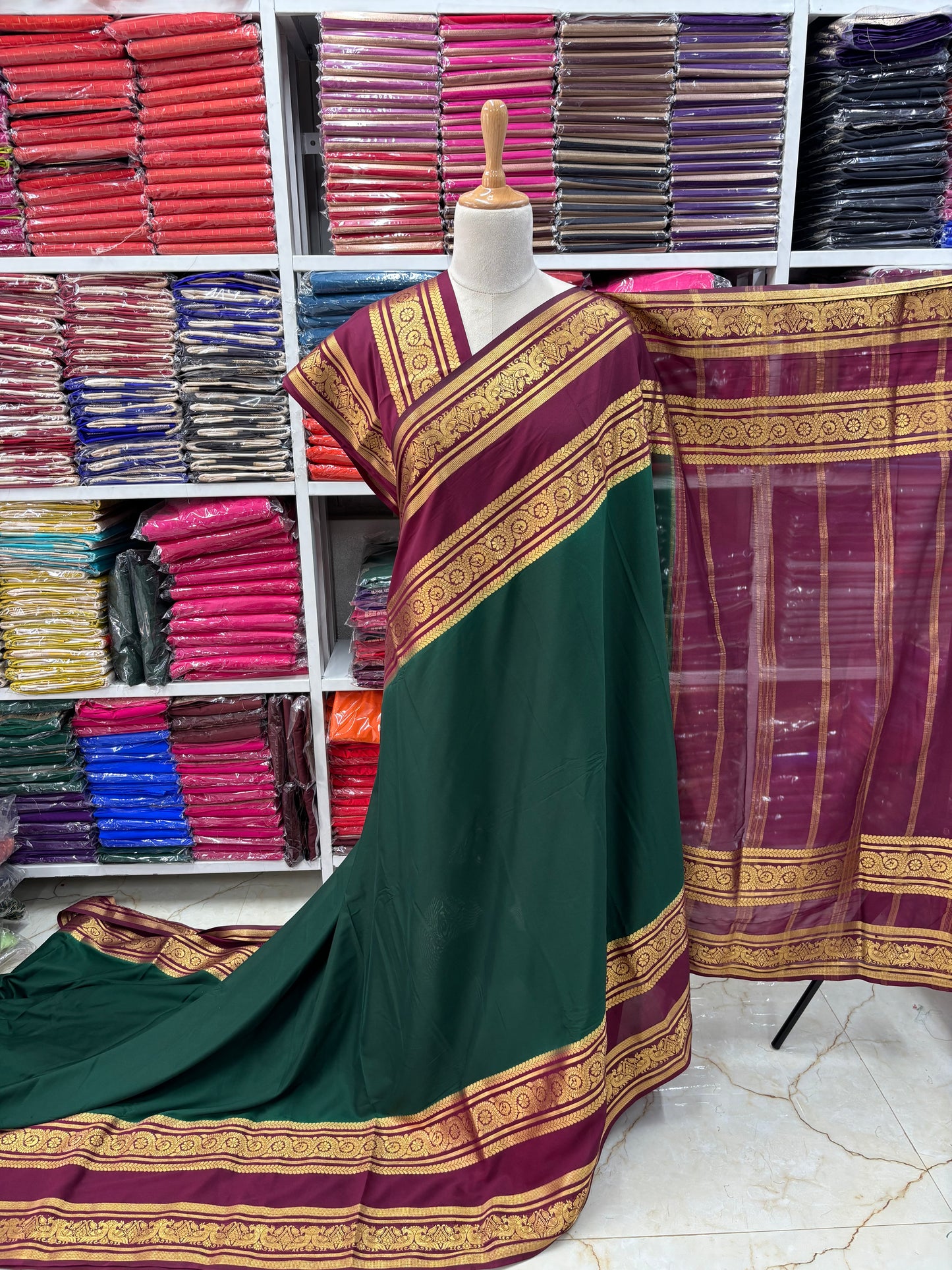 Semi Mysore Crepe (Peacock and Floral Big Bentex Border)