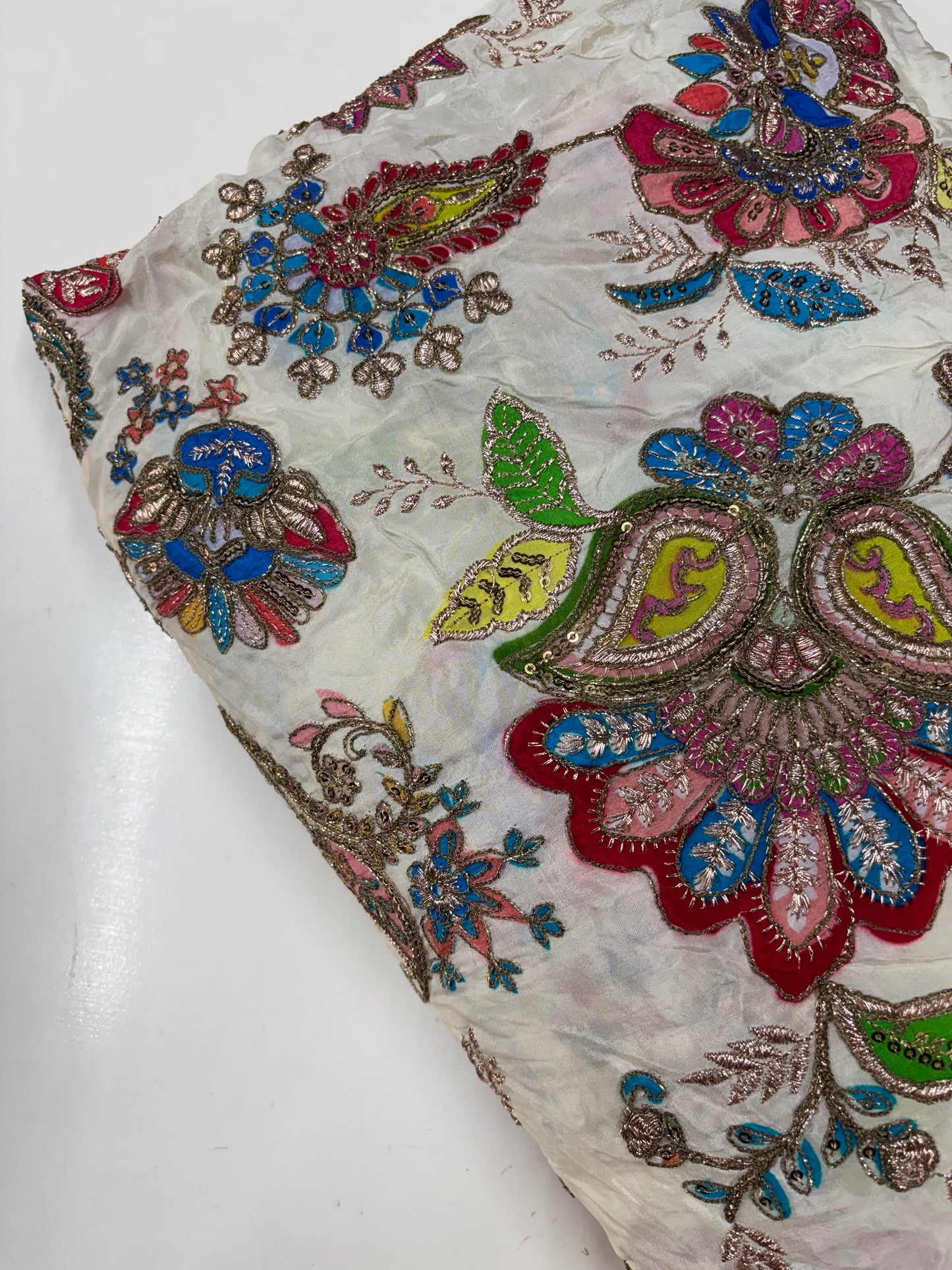 Kalamkari Blouse Fabric (HSSB16, Heavy Floral Print with Positioning Work)