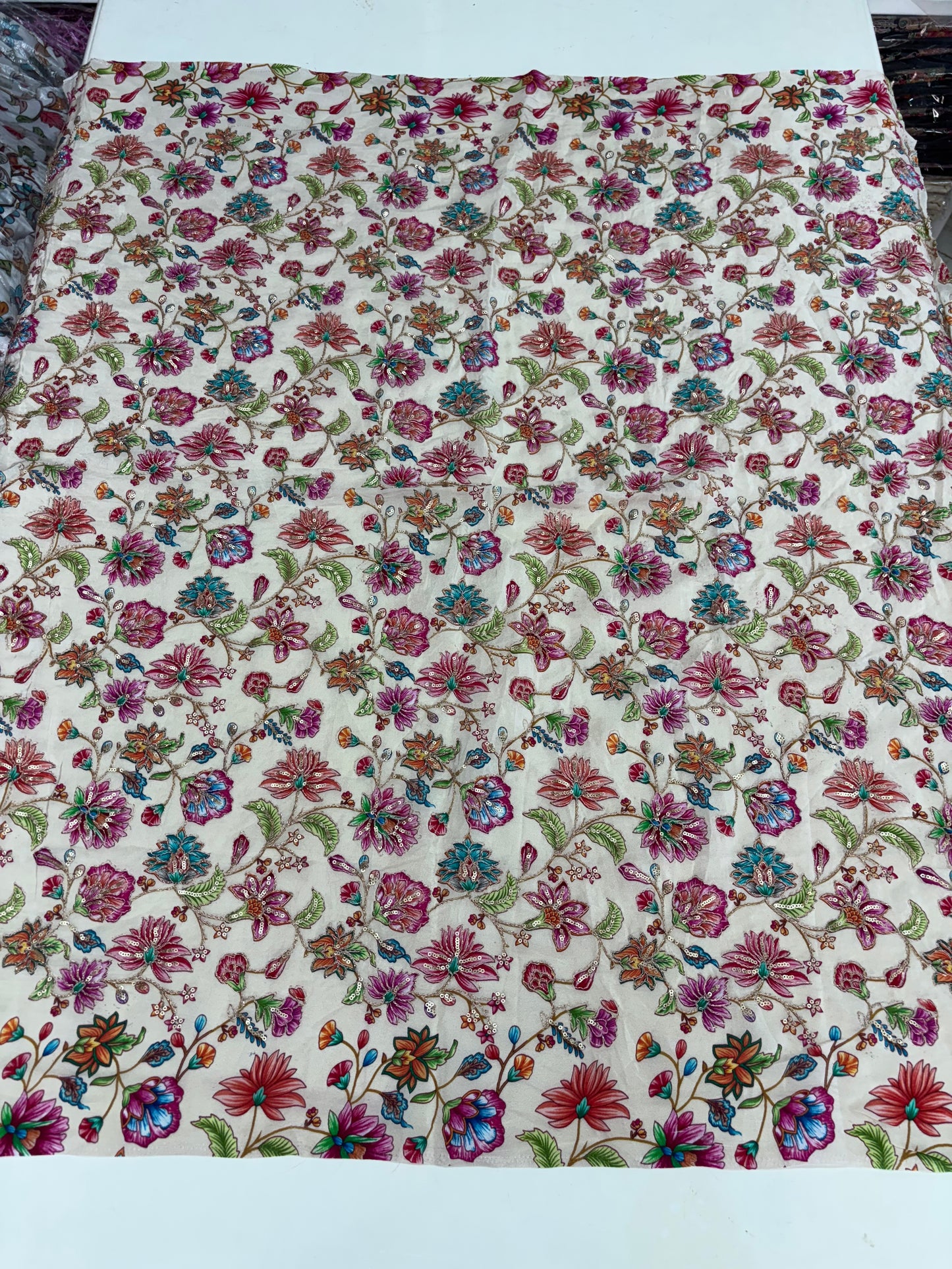 Kalamkari Blouse Fabric (HSSB9, Floral Print with Light Positioning Work)