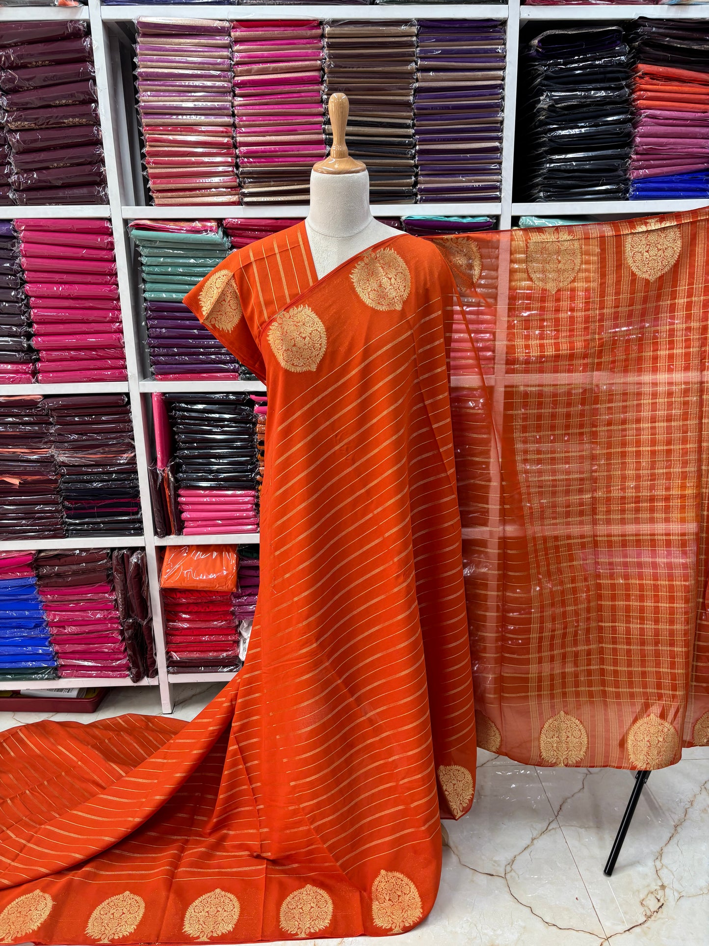 Georgette Chiffon (Borderless, Big Leaf Motifs Border)