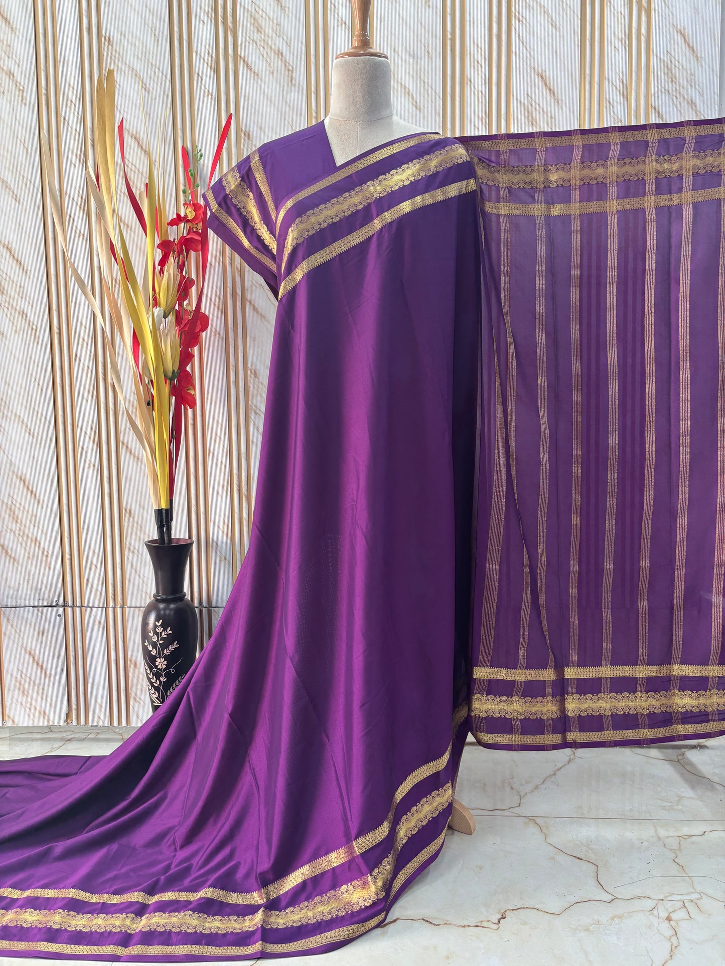 Semi Mysore Crepe (Self, Floral Waves Bentex Border)