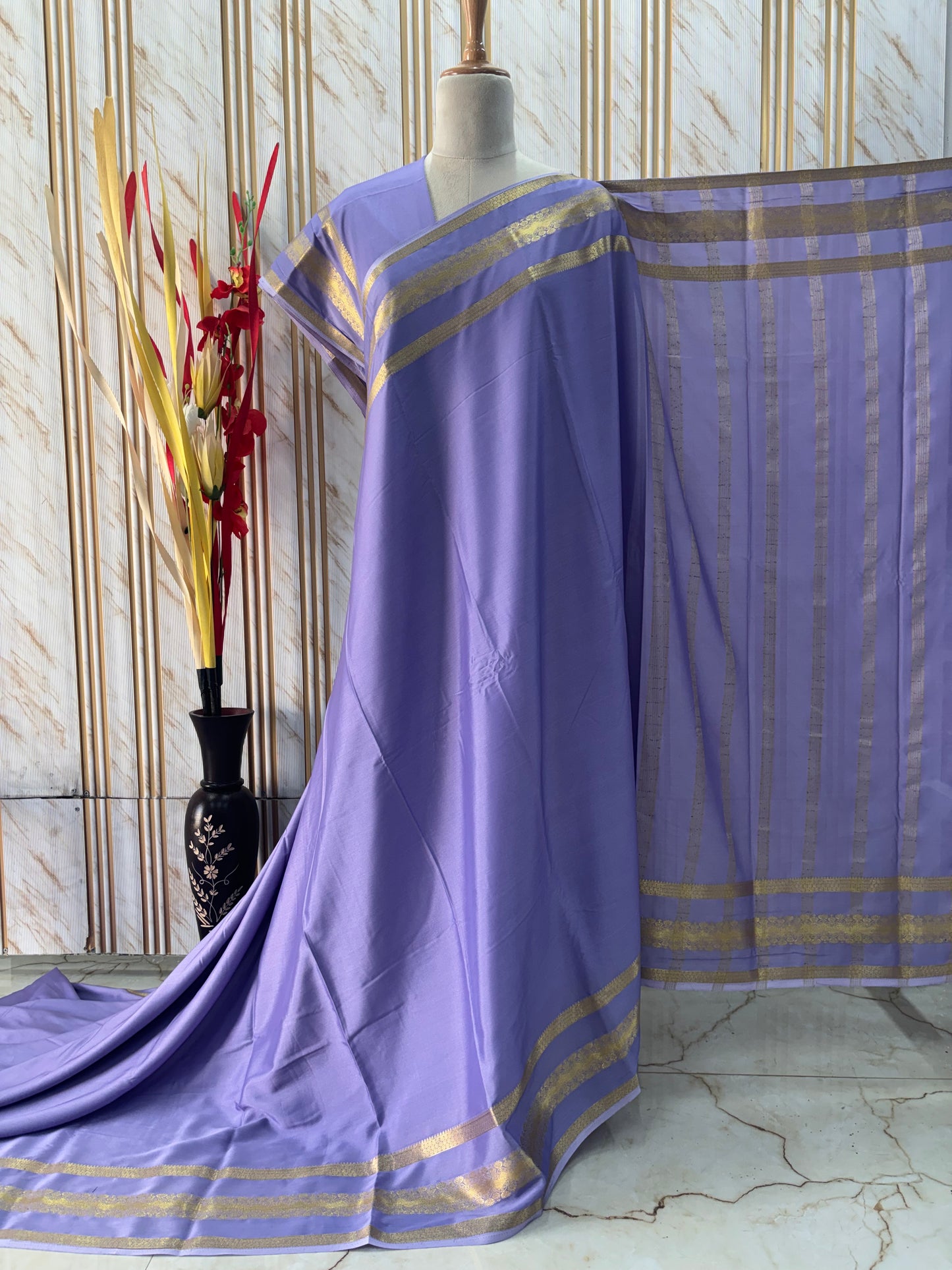 Semi Mysore Crepe (Self, Floral Waves Bentex Border)