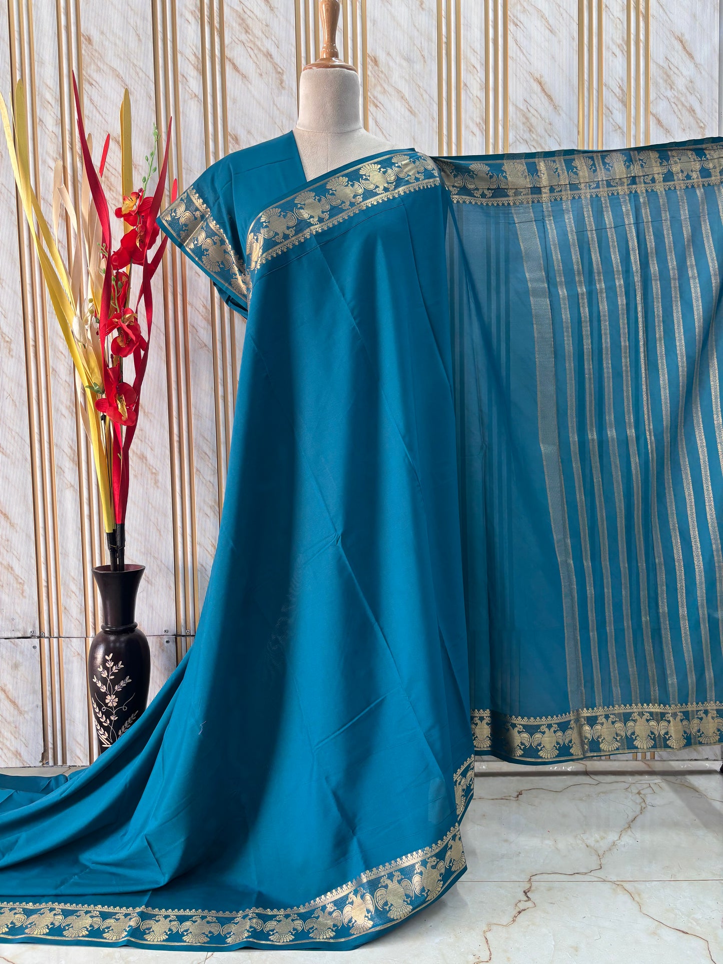 Semi Mysore Crepe (Self, Medium Gandabherunda Border)