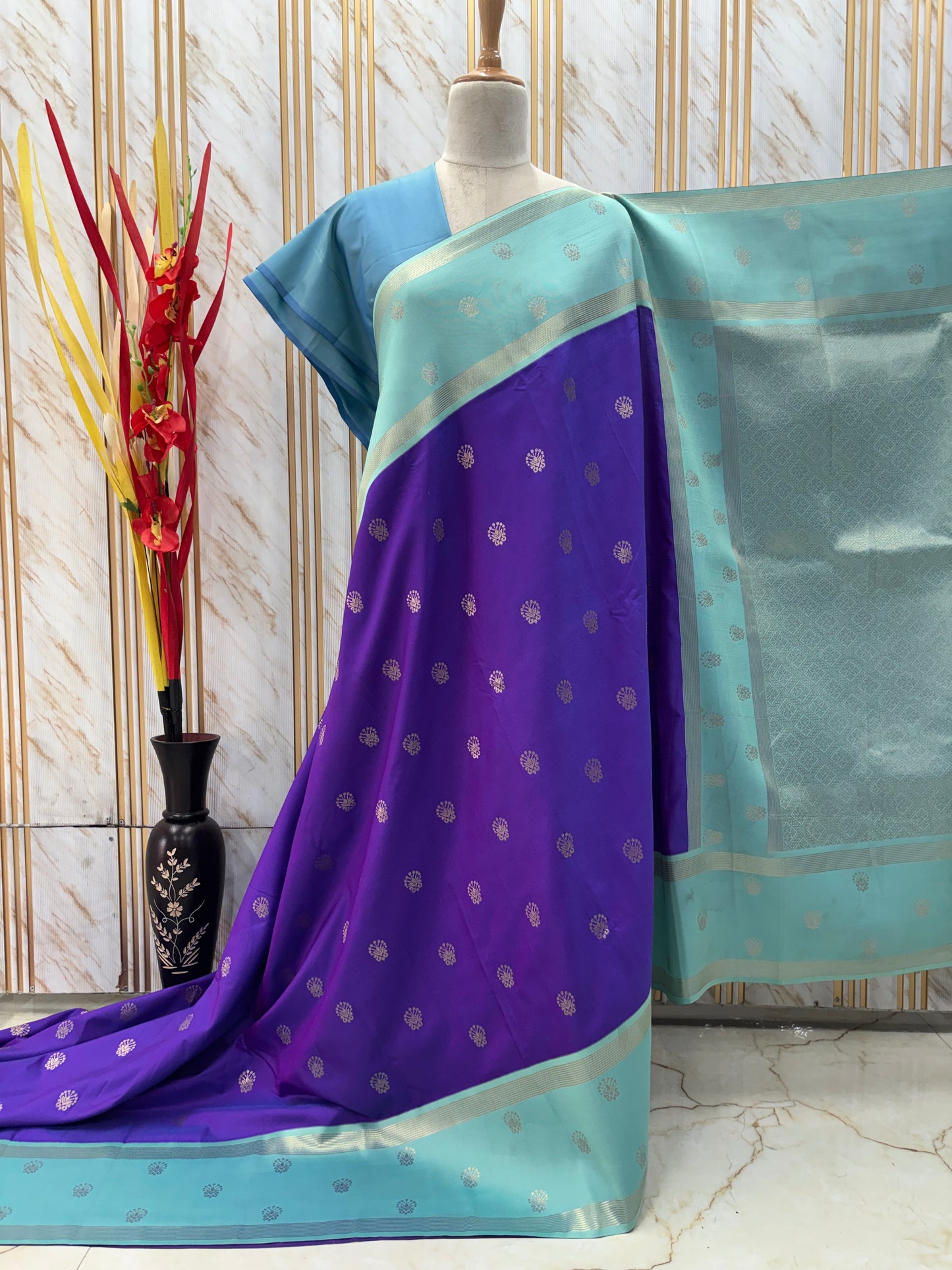 Soft Silk (Floral Motifs and Bentex Border)