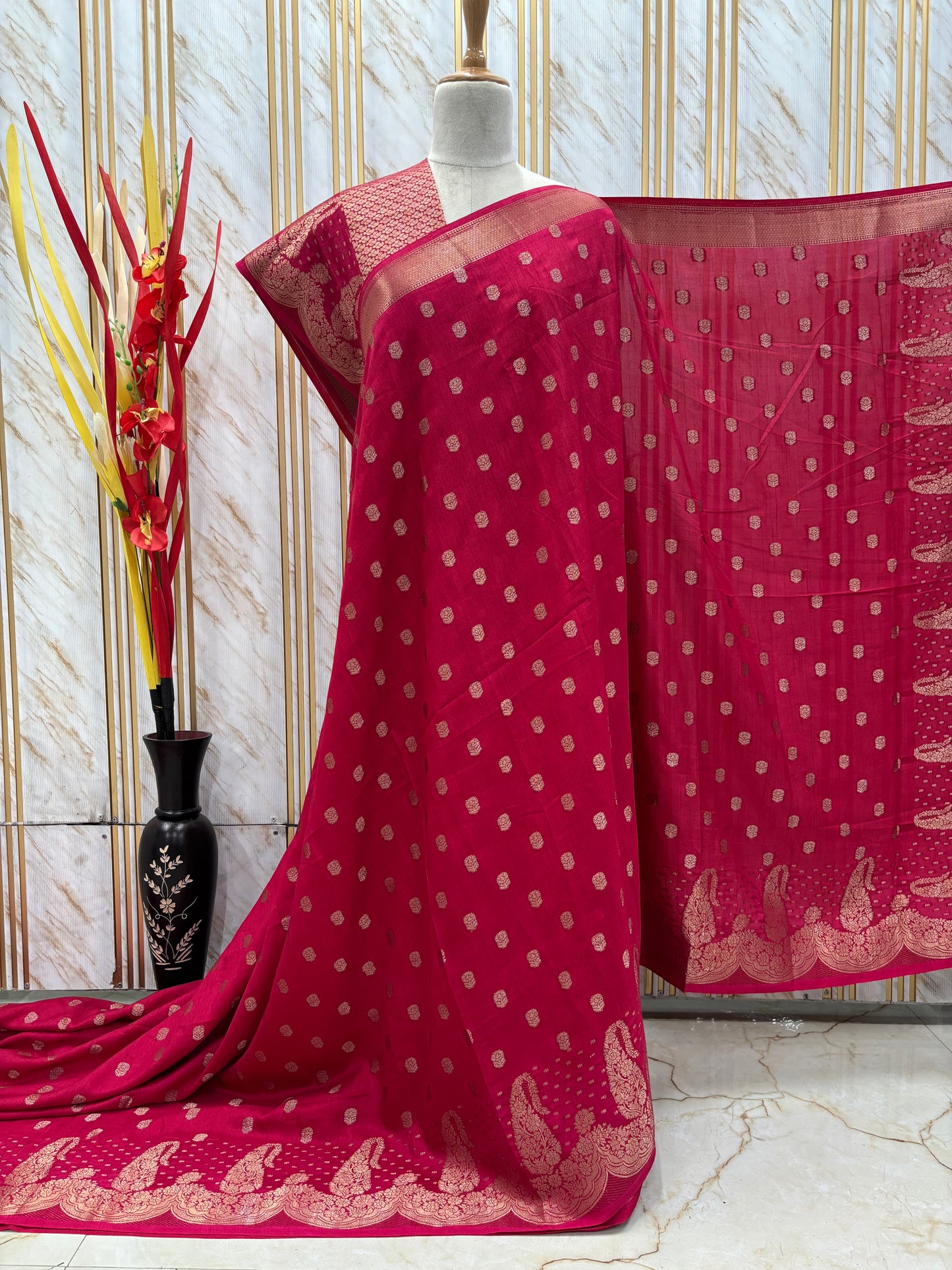 Soft Silk (Mango and Floral Scallop Border)