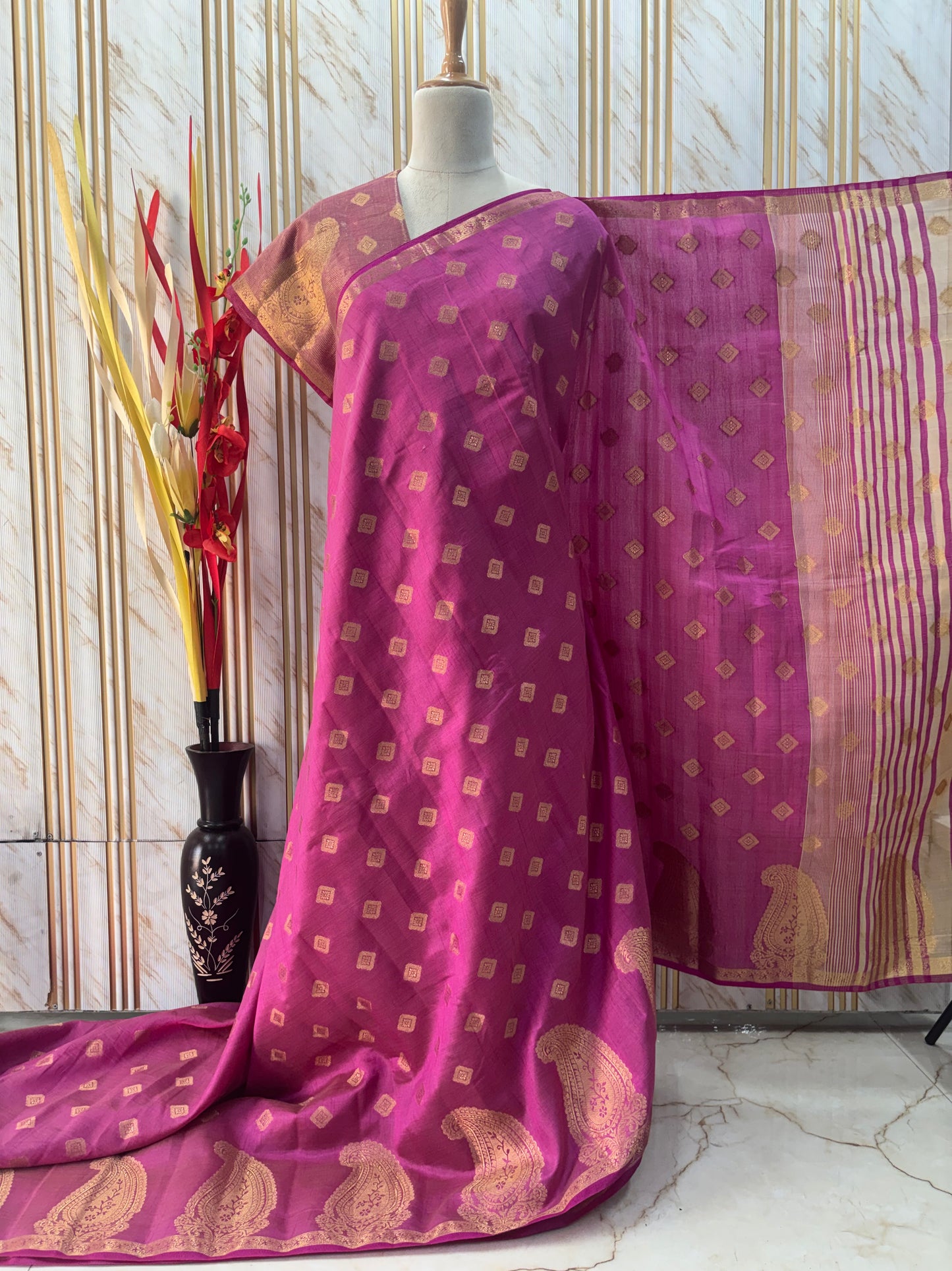 Tussar Saree (Mango Border)