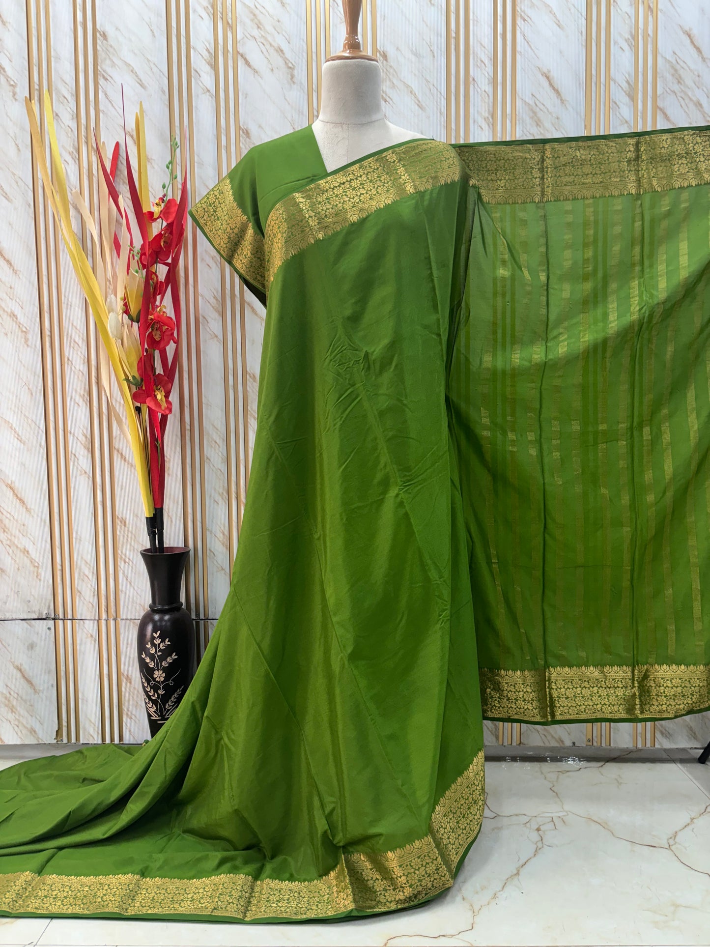 Semi Mysore Crepe (Self, Medium Floral Border)