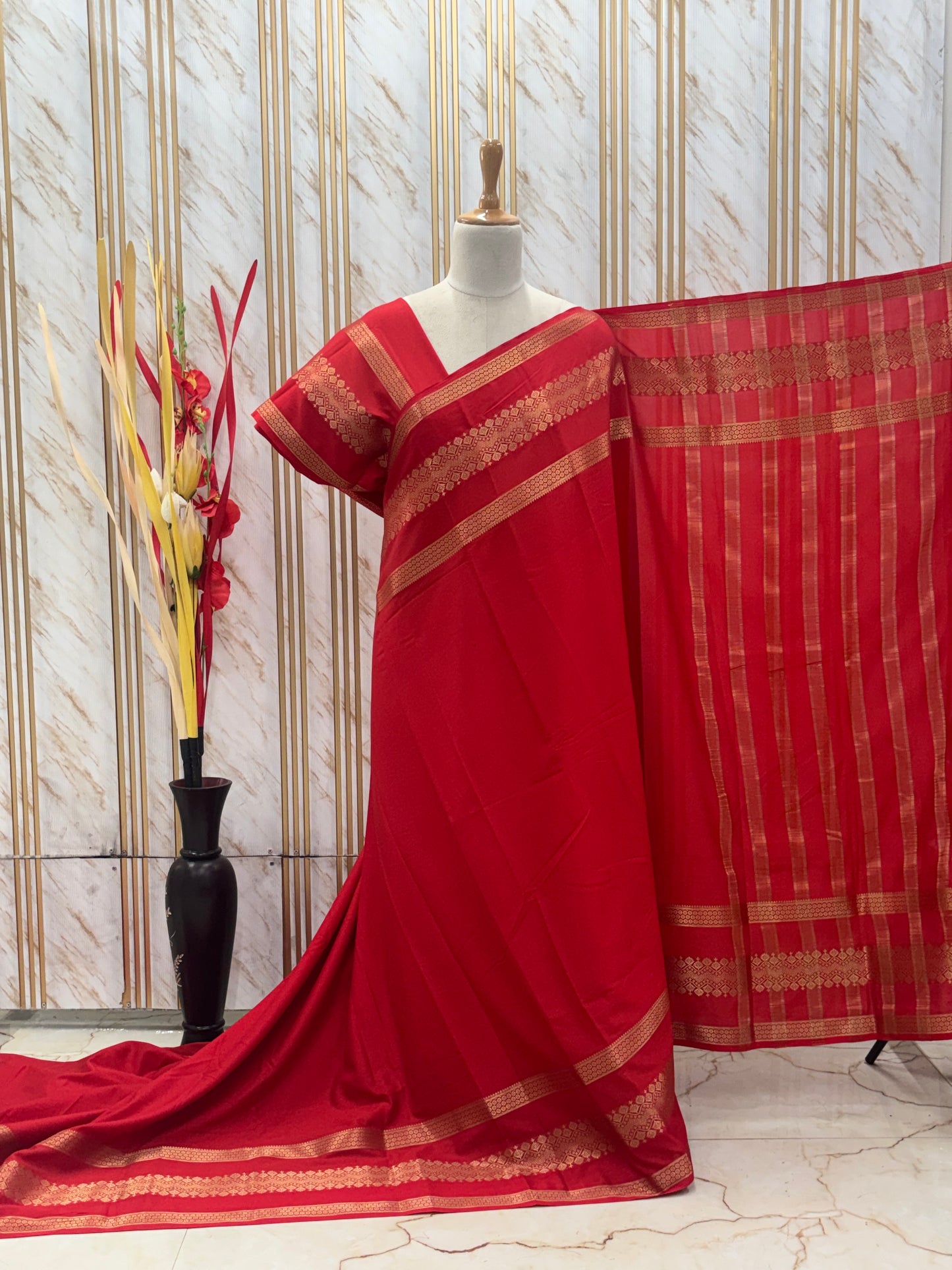 Semi Mysore Crepe (Big Triple Bentex Border)