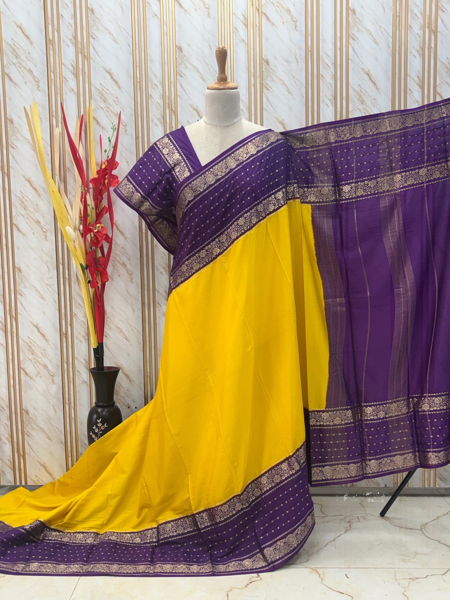 Semi Mysore Crepe (2D, Floral Bentex Border)