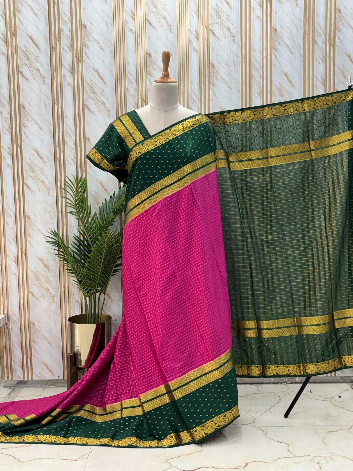 Semi Mysore Crepe (Checks and Big Rain Drops Border)