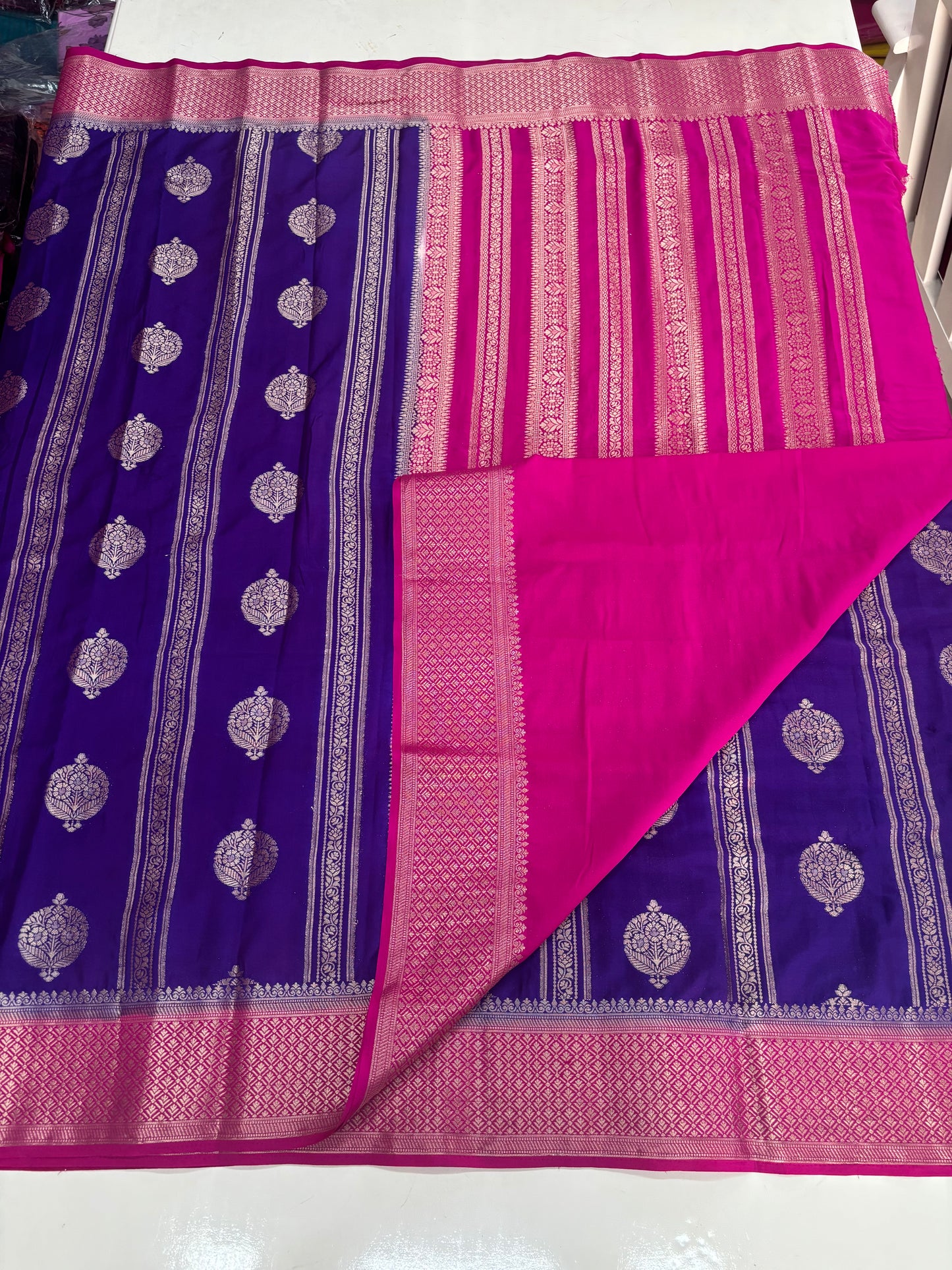Semi Mysore Crepe (Premium, Round Motifs and Grand Chit Pallu)