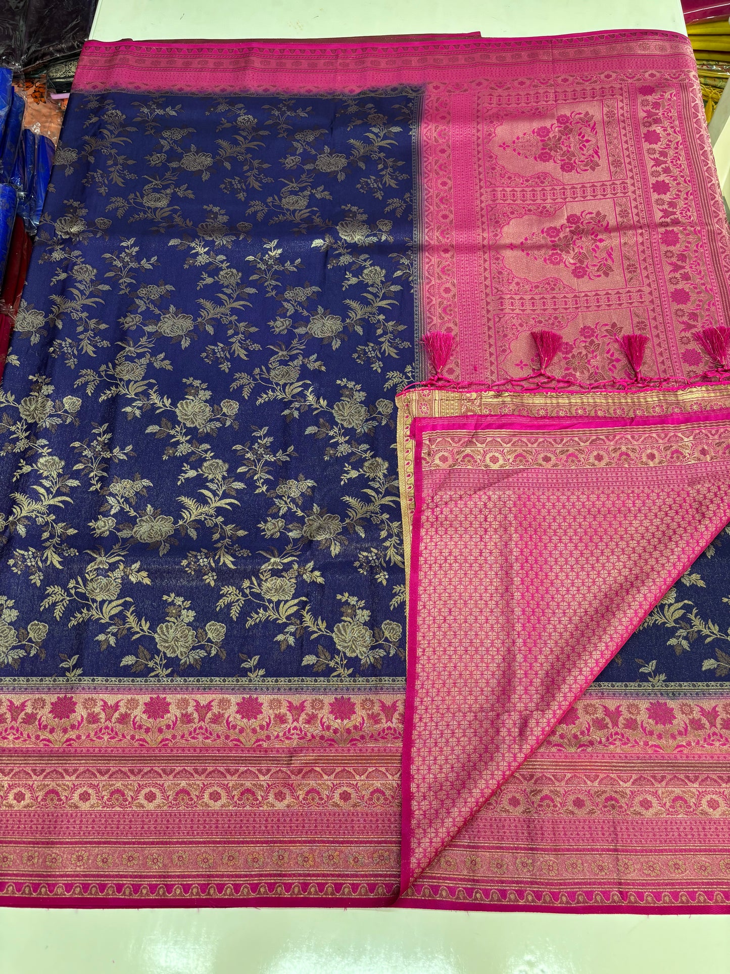 Dola Brocade (Contrast, Jal Weaves)