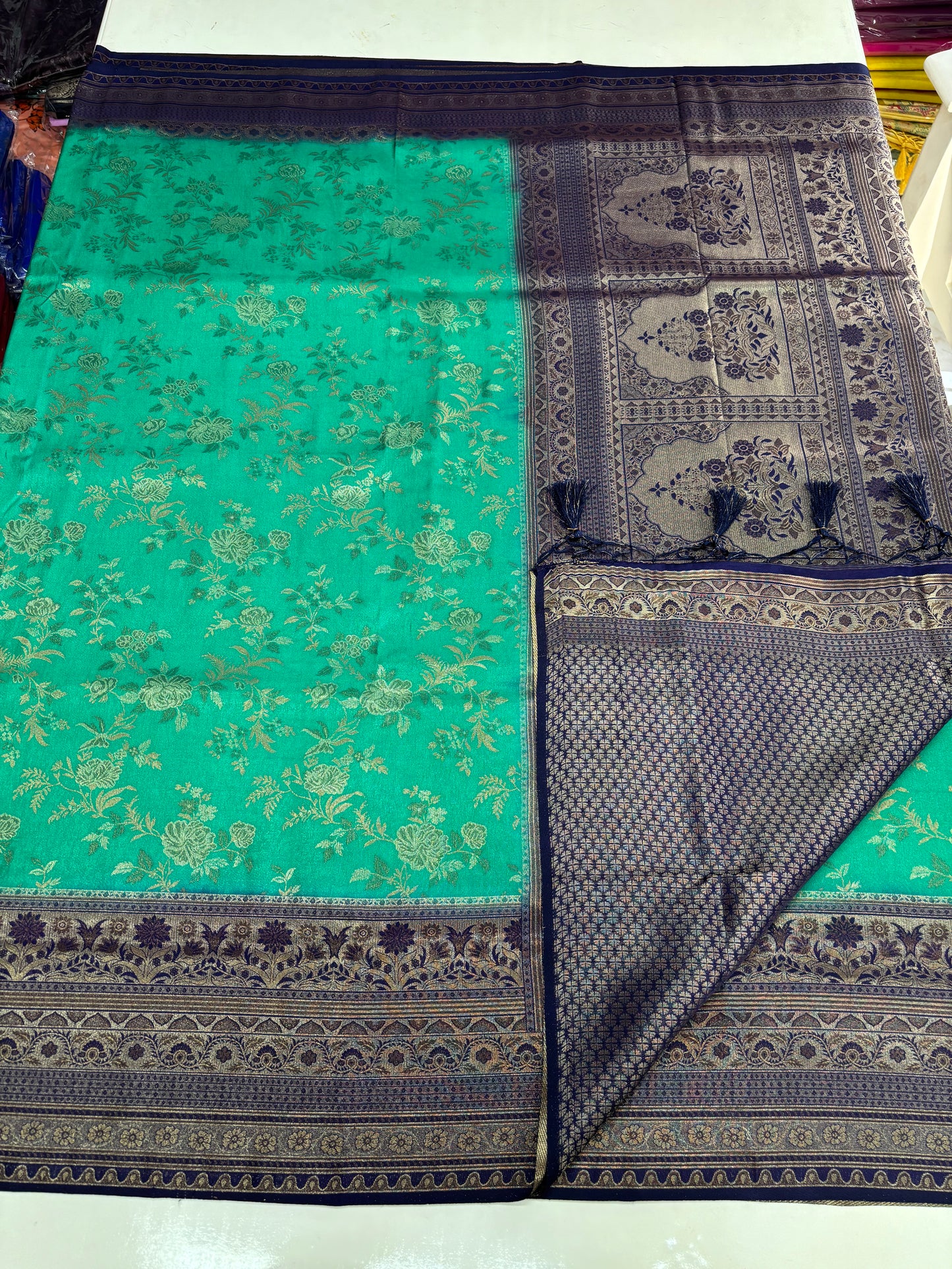 Dola Brocade (Contrast, Jal Weaves)