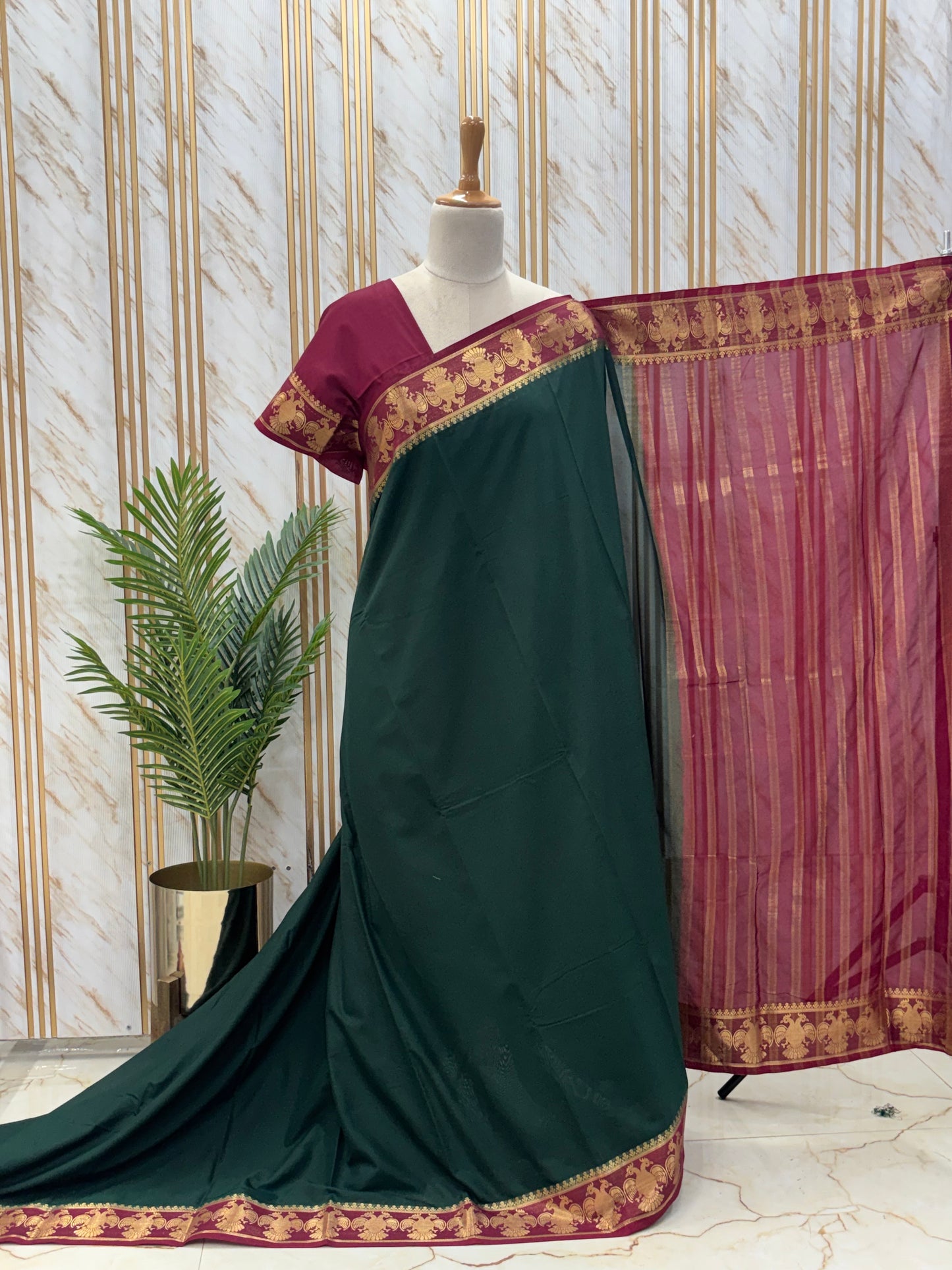 Semi Mysore Crepe (Contrast, Gandabherunda Border)