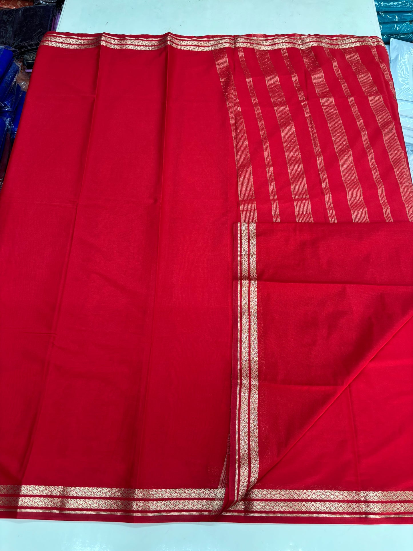 Semi Mysore Crepe (Self, 2 inch Floral Waves Border)