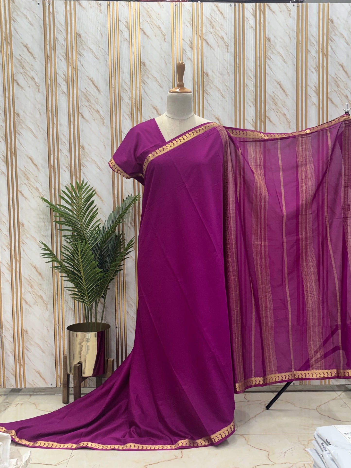 Semi Mysore Crepe (Self, Small Mangoes Border)