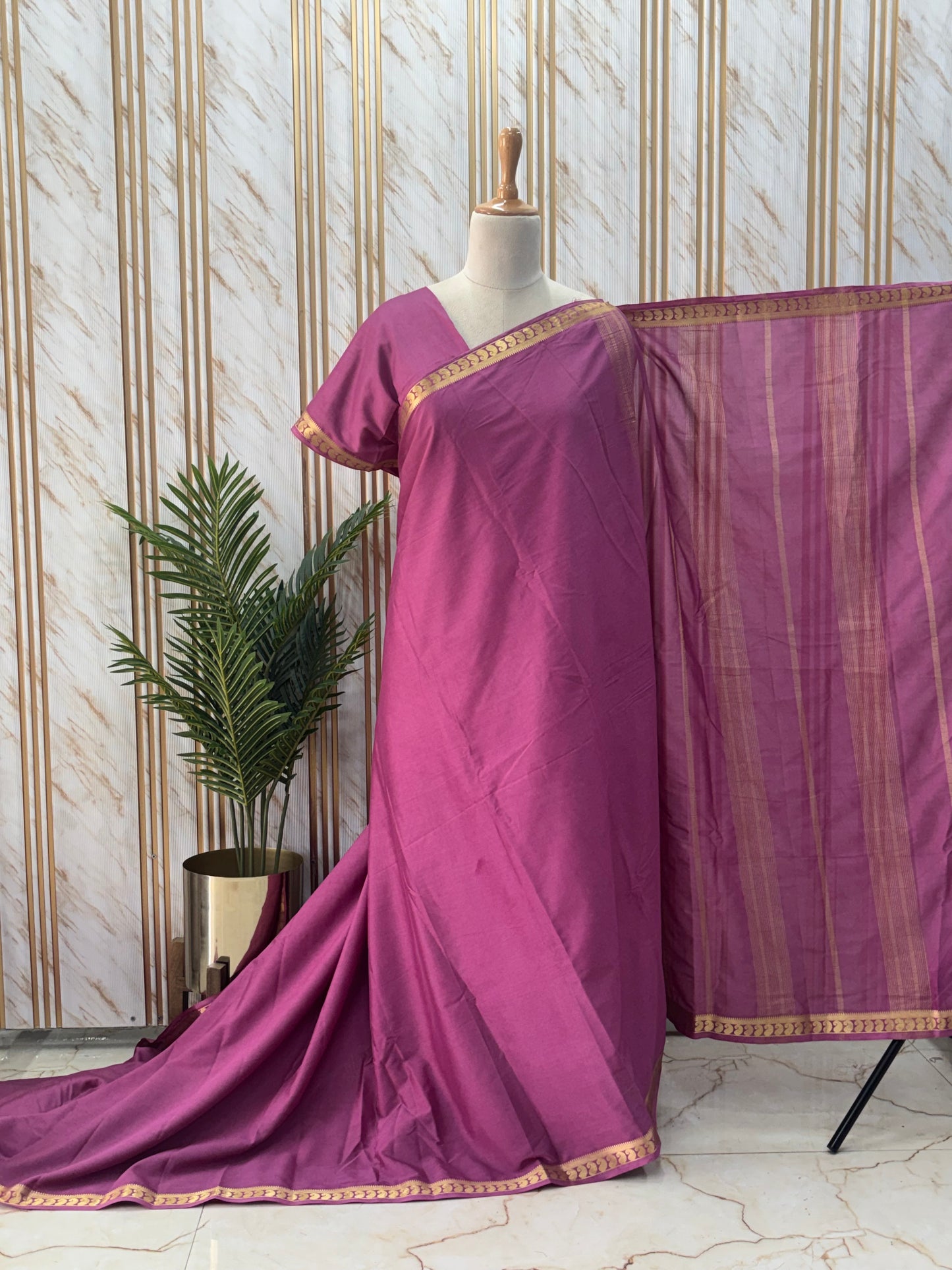 Semi Mysore Crepe (Self, Small Mangoes Border)