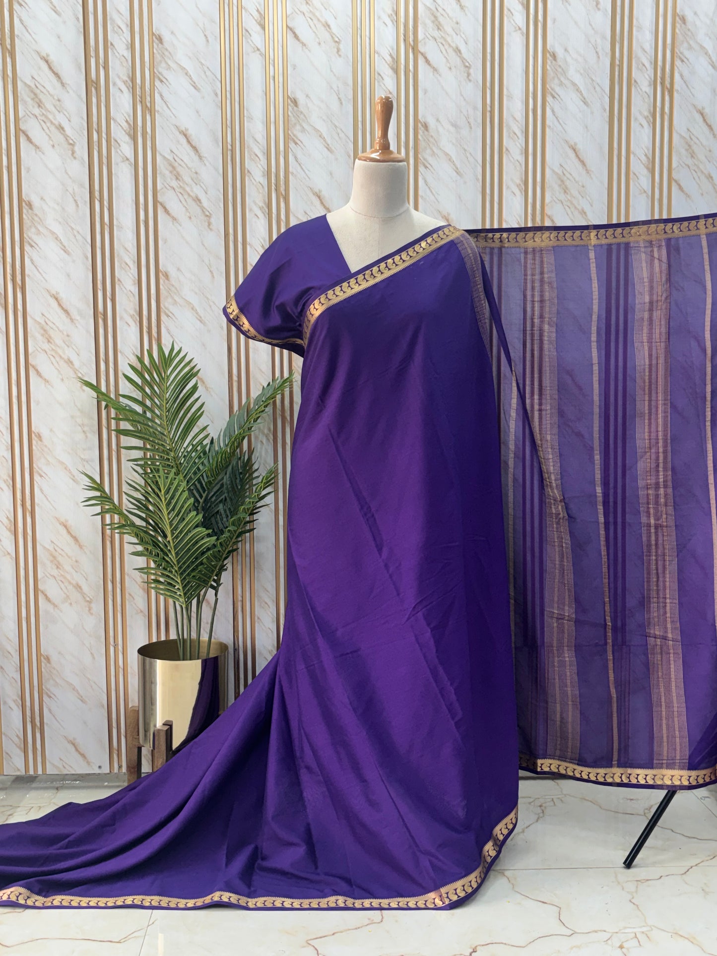 Semi Mysore Crepe (Self, Small Mangoes Border)