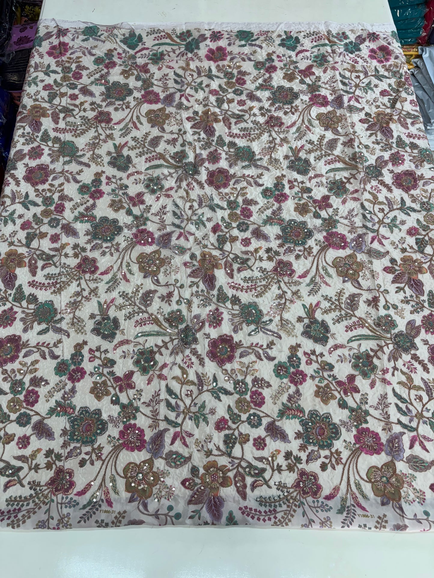 Kalamkari Blouse Fabric (HSSB3, Hibiscus Print with Heavy Positioning Work)