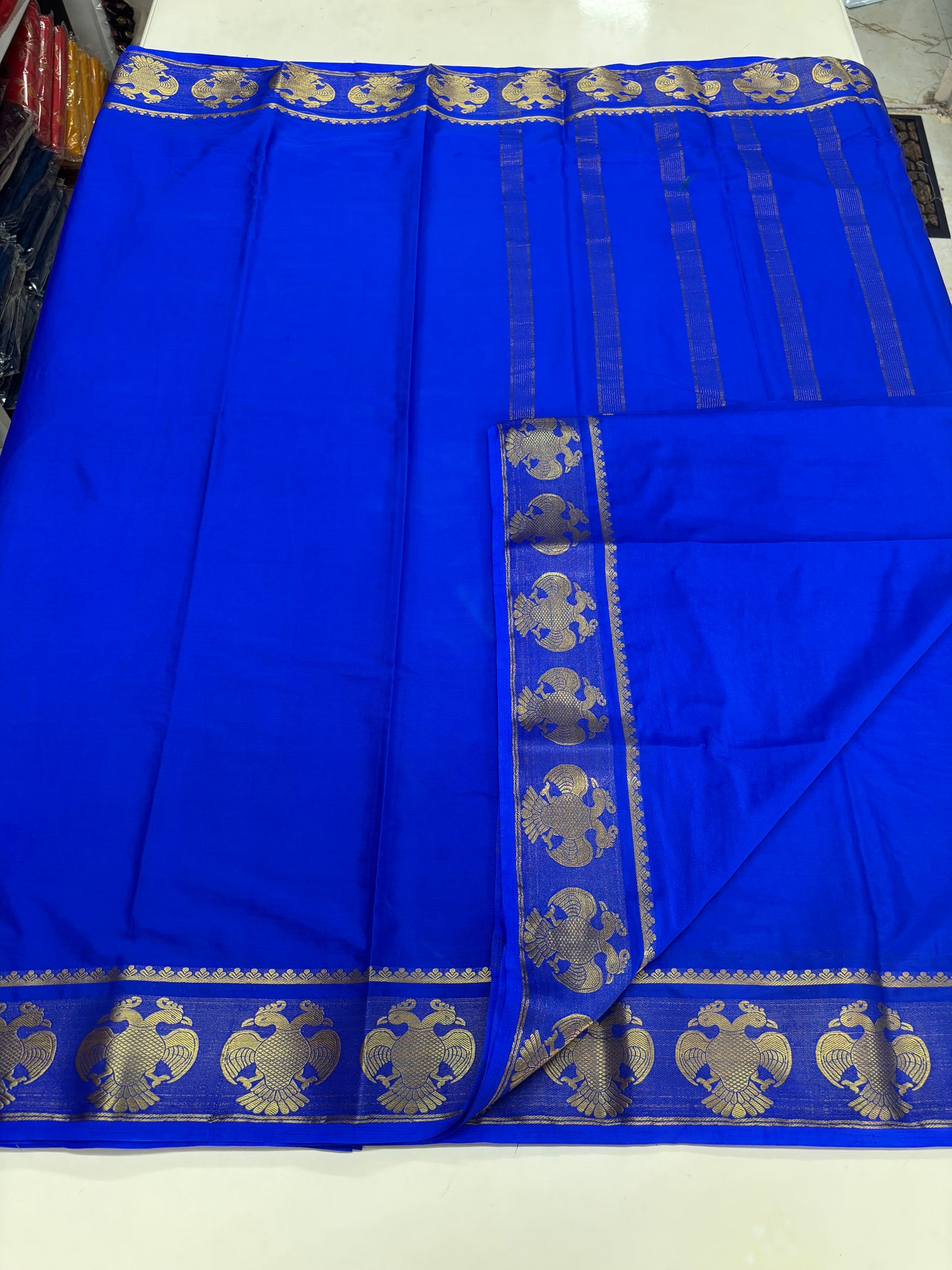 Semi Mysore Crepe (Self, Gandaberunda Medium Border)