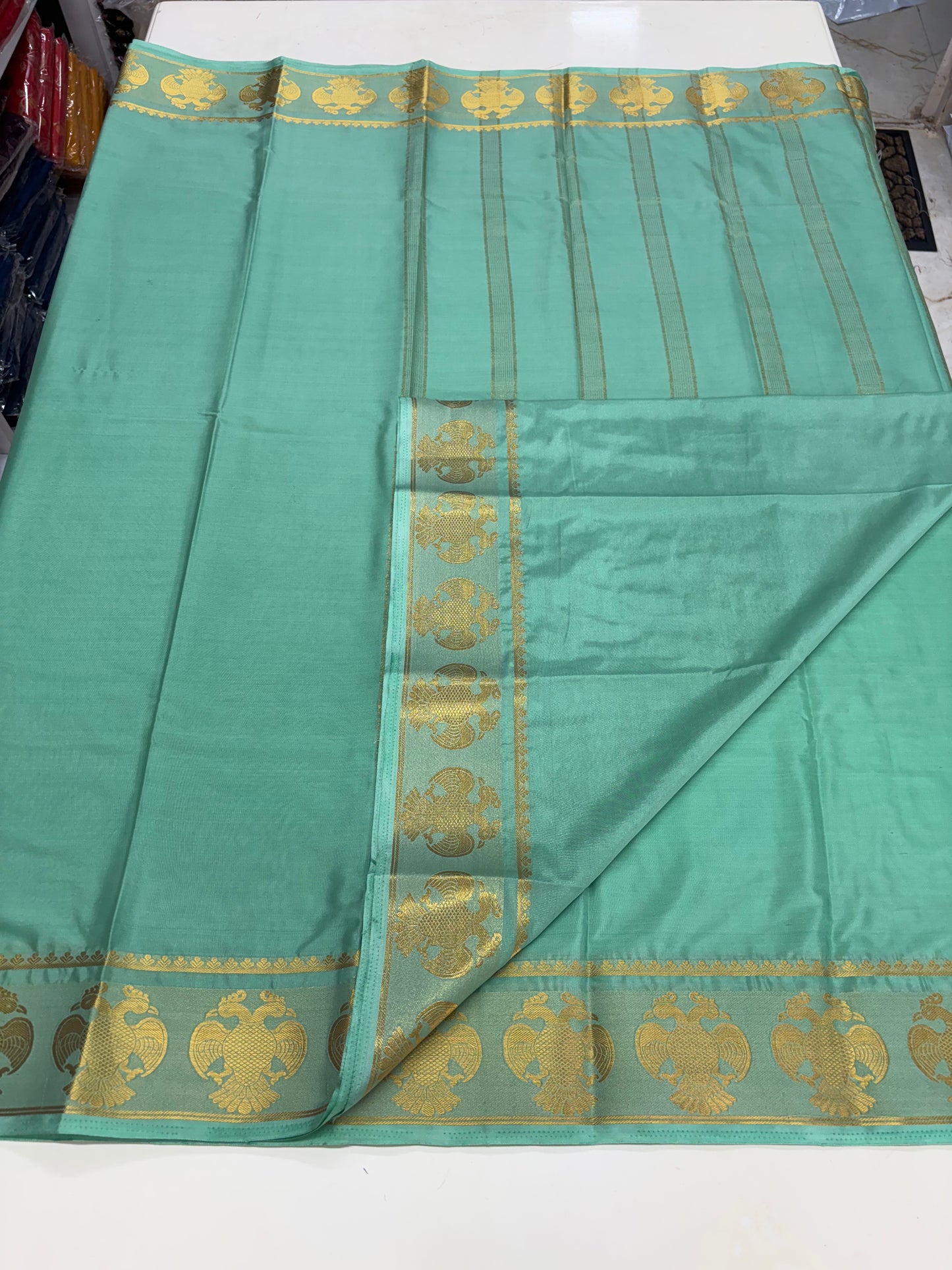 Semi Mysore Crepe (Self, Gandaberunda Medium Border)