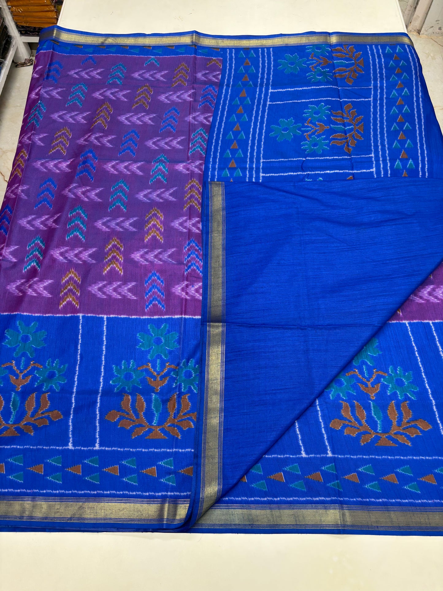 Semi Patola Saree (Arrow and Floral Design)