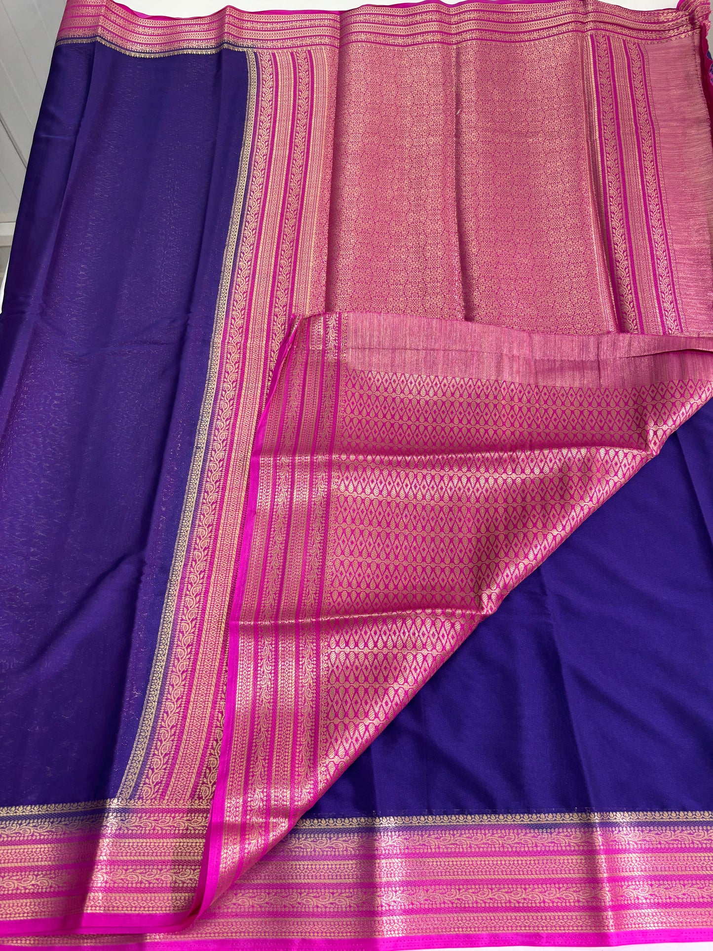 Semi Mysore Crepe (Rich Pallu & Brocade Blouse)