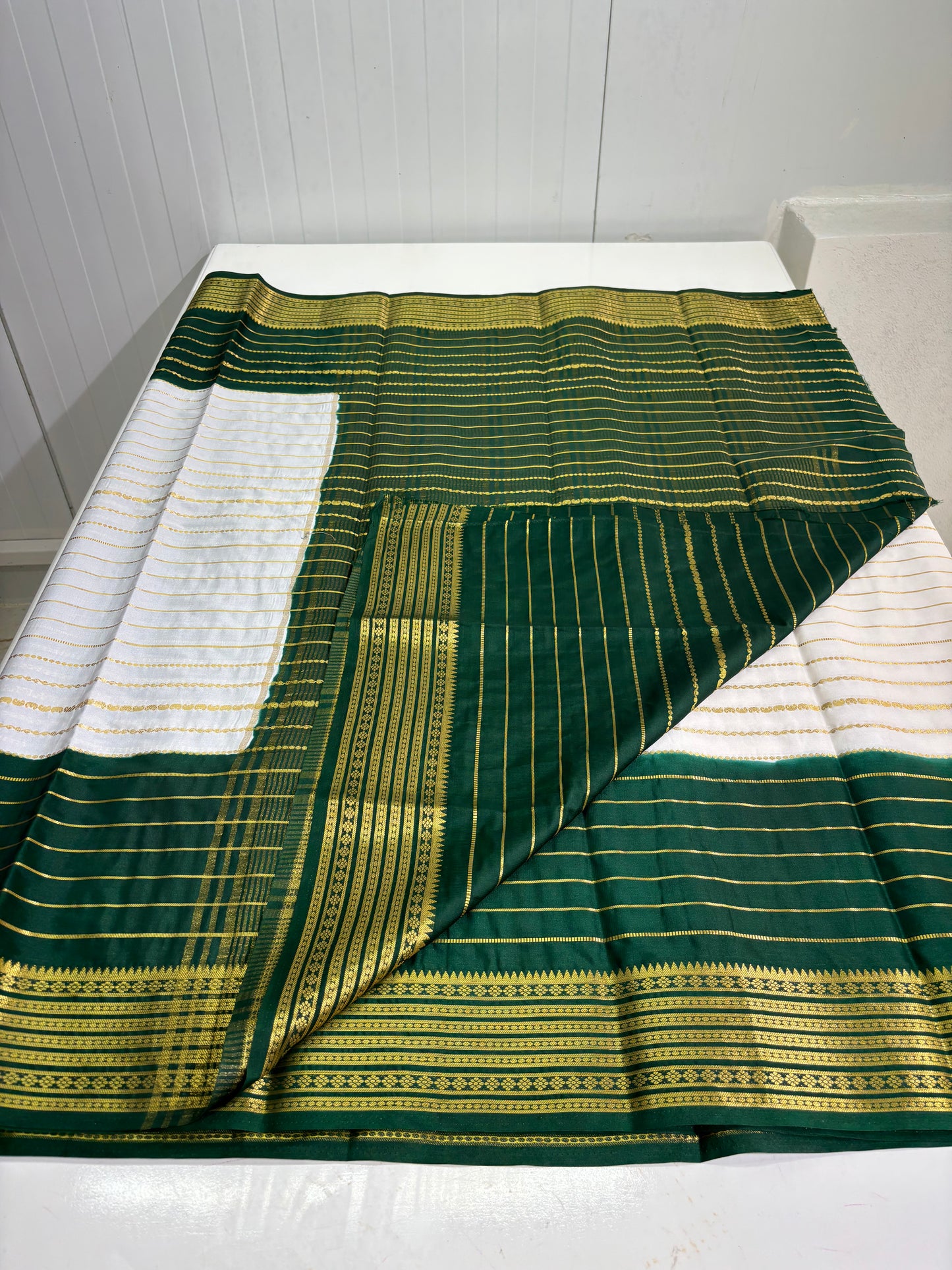 Semi Mysore Crepe (2D Center White)