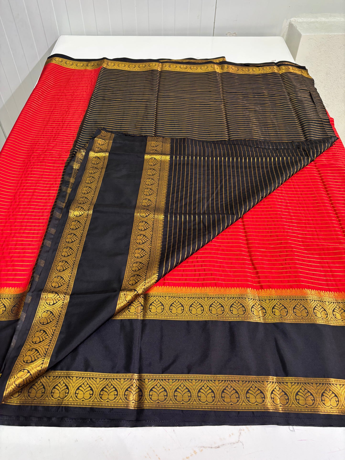 Super Premium Semi Mysore Crepe (Black-themed leaf bentex border)