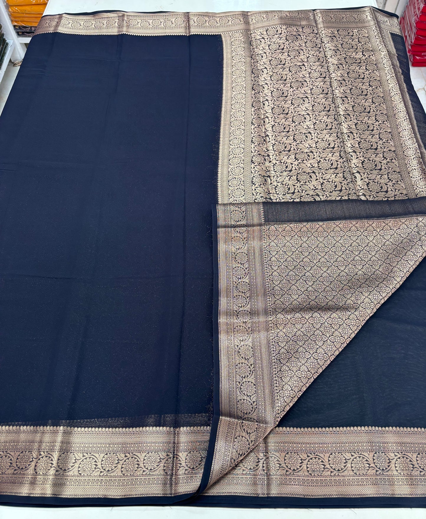 Georgette Chiffon (Grand Floral Pallu and Brocade Blouse)