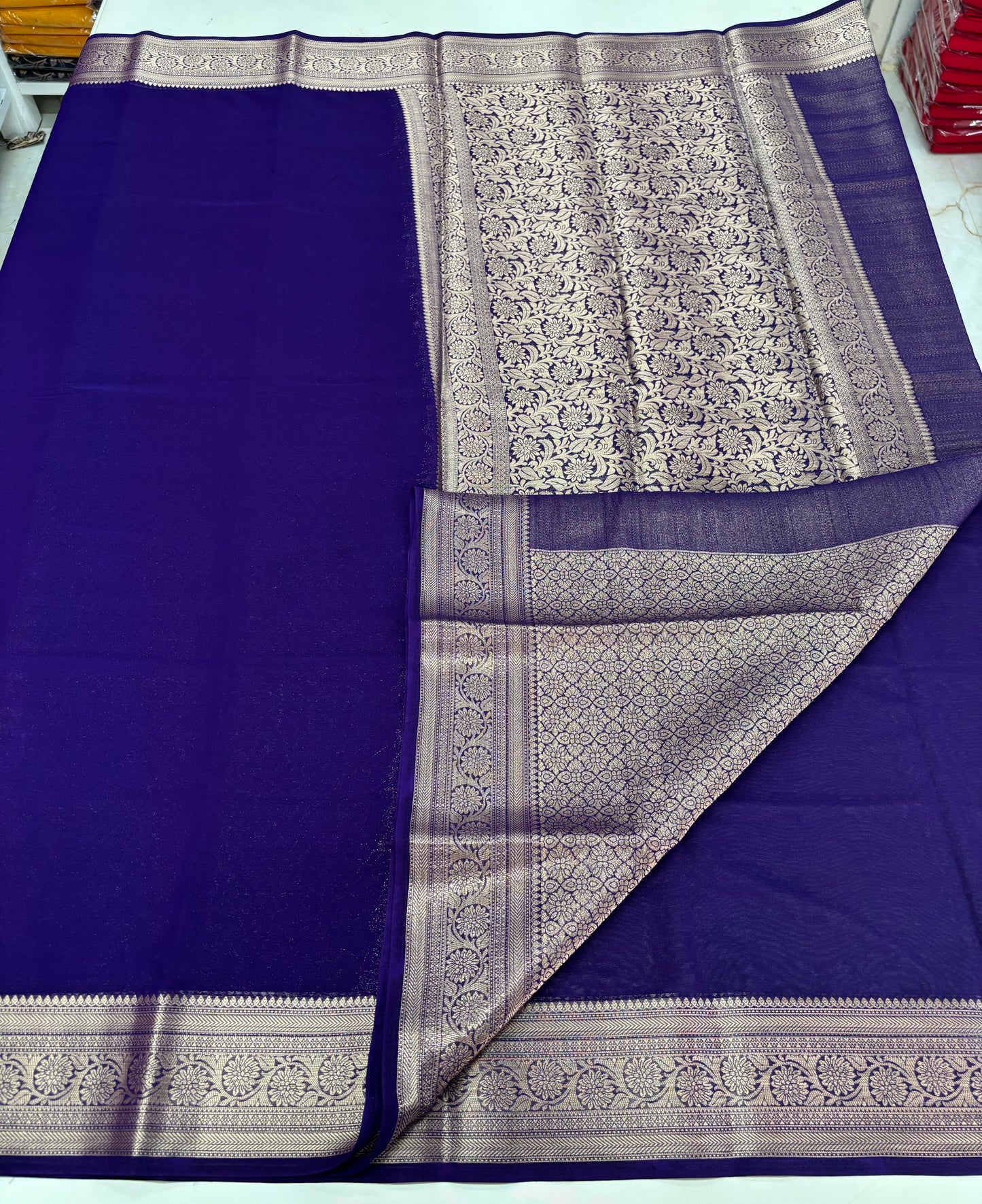 Georgette Chiffon (Grand Floral Pallu and Brocade Blouse)