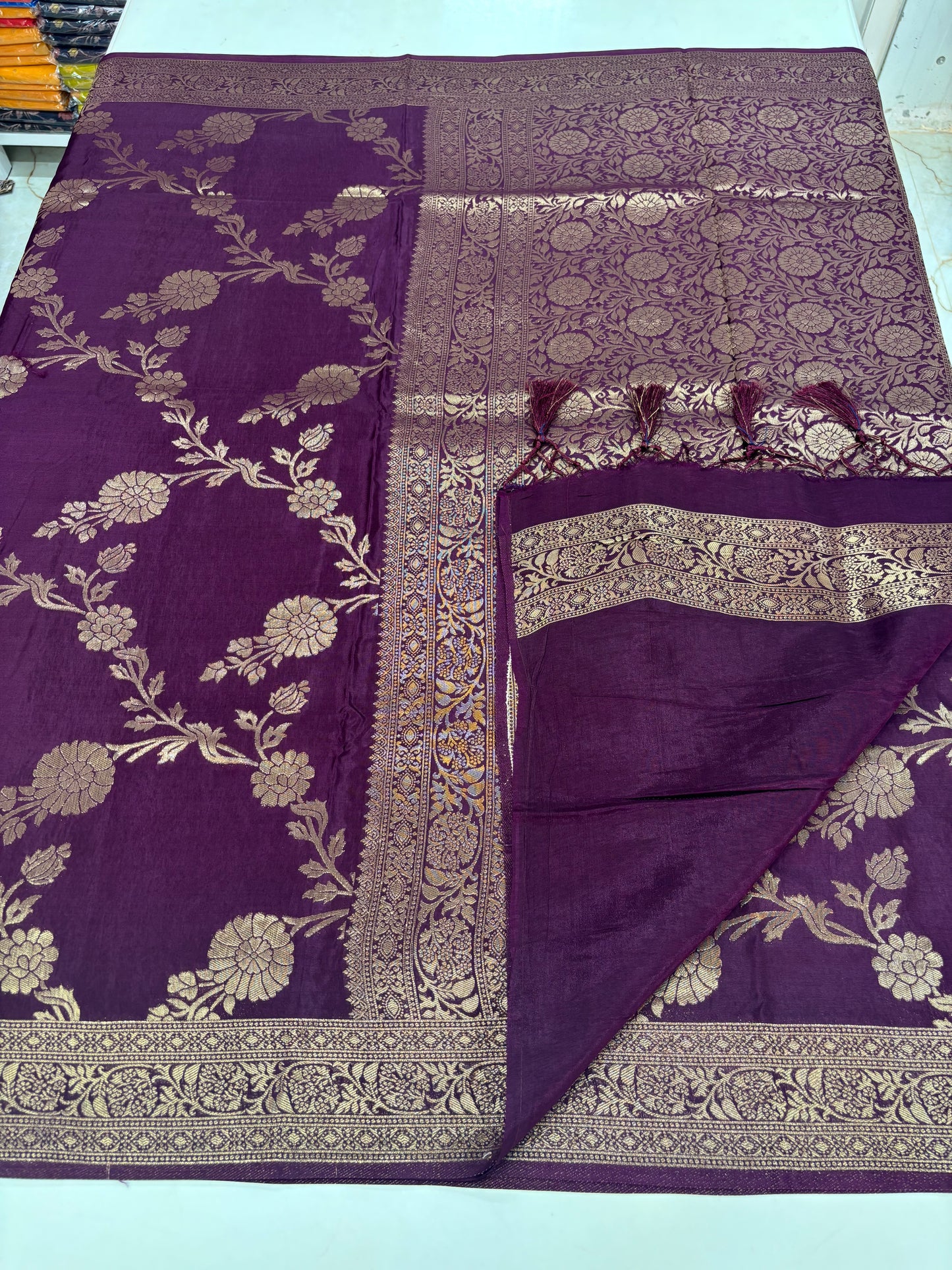 Banarasi Viscose Saree (Premium, Floral Jal, Rich Pallu)
