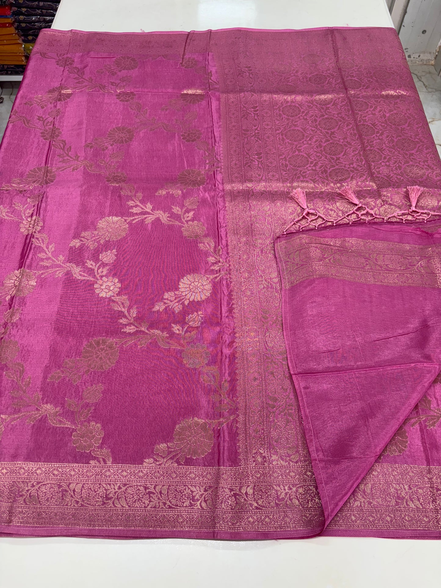 Banarasi Viscose Saree (Premium, Floral Jal, Rich Pallu)